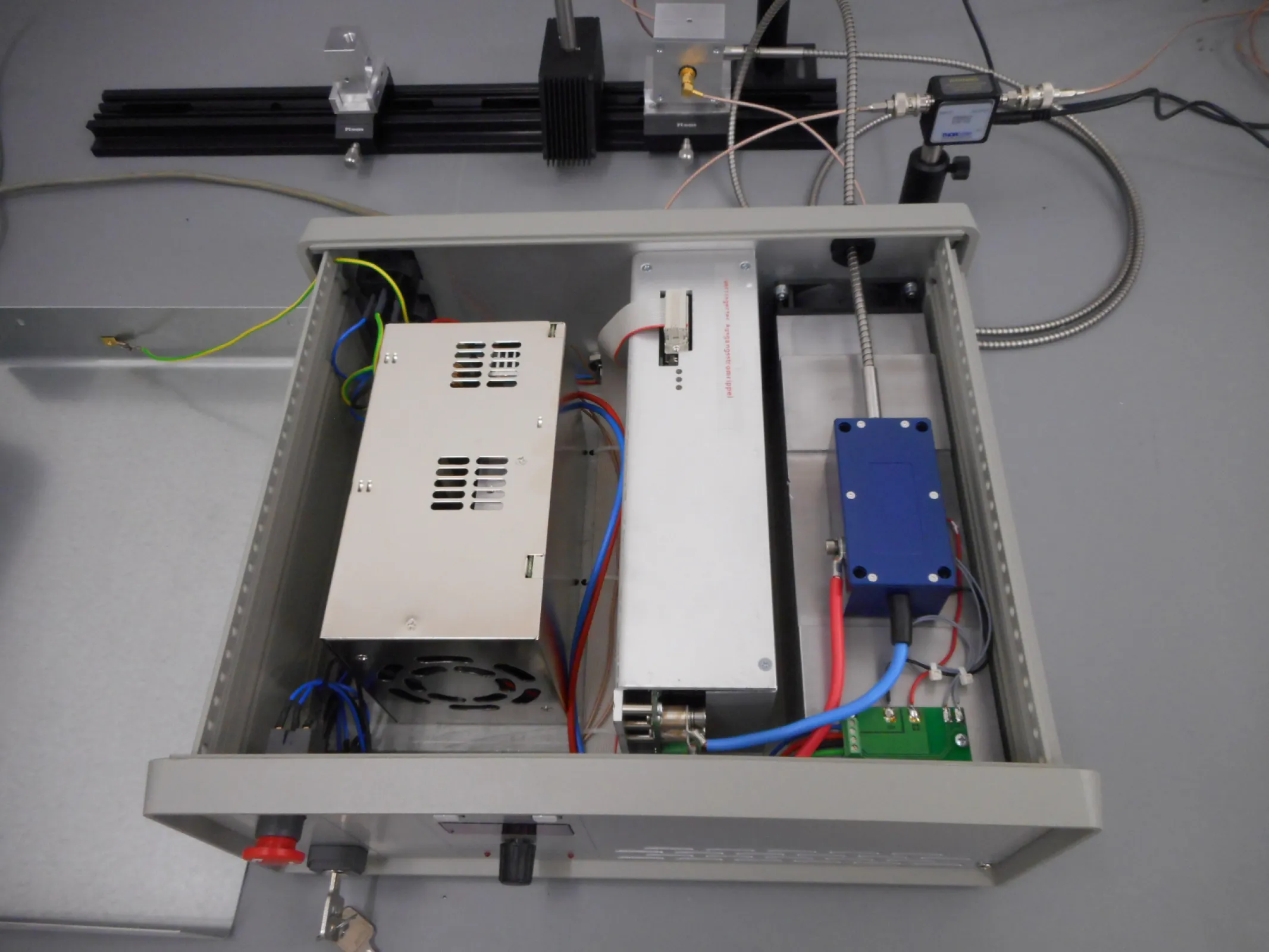 Rack with laser and TEC driver