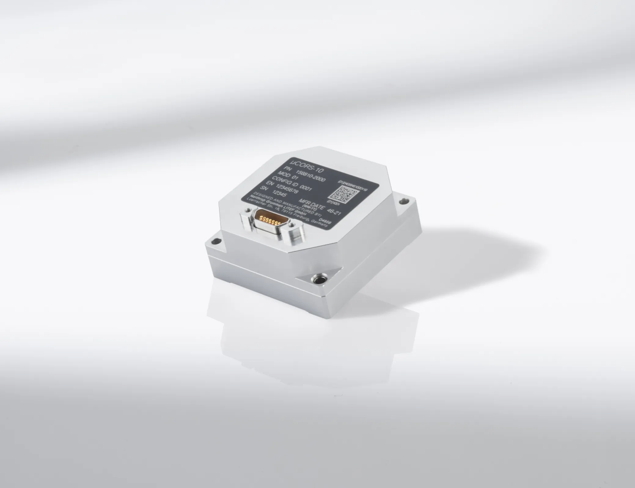 µCORS MEMS rotation rate sensor for diverse applications under the harshest environmental conditions. Robust, precise and compact LITEF’s new family of MEMS gyros includes robust and high-performance angular rate sensors that meet high accuracy requirements even under harsh environmental conditions in industrial, airborne aviation, land or marine applications. Even under high shock loads, the output of highly precise data is guaranteed. Various interface options for the output temperature-compensated angular rates, angle increments or accumulated angles by means of an asynchronous or synchronous interface allow flexible adaptation to a wide range of applications. The µCORS technology allows production of smaller sensors at lower costs than comparable FOG sensors. Thus, the µCORS is particularly suitable for price-sensitive applications in which a small size is required despite high accuracy and environmental requirements. µCORS MEMS rotation rate sensor for diverse applications under the harshest environmental conditions. Robust, precise and compact LITEF’s new family of MEMS gyros includes robust and high-performance angular rate sensors that meet high accuracy requirements even under harsh environmental conditions in industrial, airborne aviation, land or marine applications. Even under high shock loads, the output of highly precise data is guaranteed. Various interface options for the output temperature-compensated angular rates, angle increments or accumulated angles by means of an asynchronous or synchronous interface allow flexible adaptation to a wide range of applications. The µCORS technology allows production of smaller sensors at lower costs than comparable FOG sensors. Thus, the µCORS is particularly suitable for price-sensitive applications in which a small size is required despite high accuracy and environmental requirements.