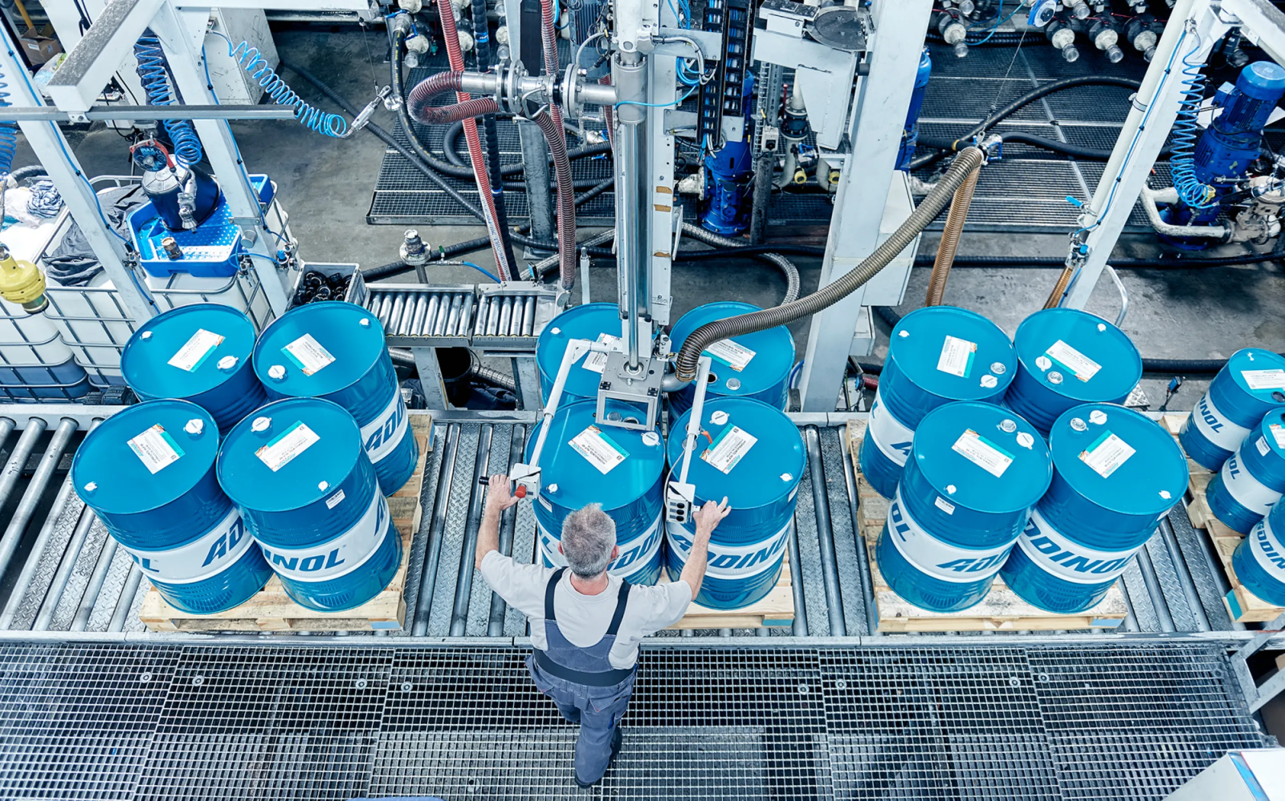 ADDINOL develops and manufactures its products at a single location, the Leuna Chemical Park in Germany.