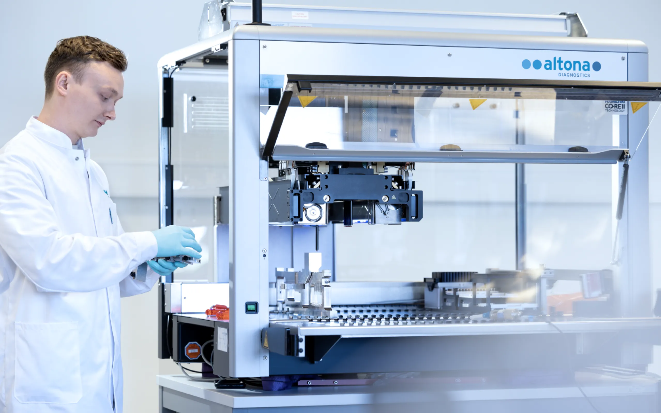 altona Diagnostics - AM16