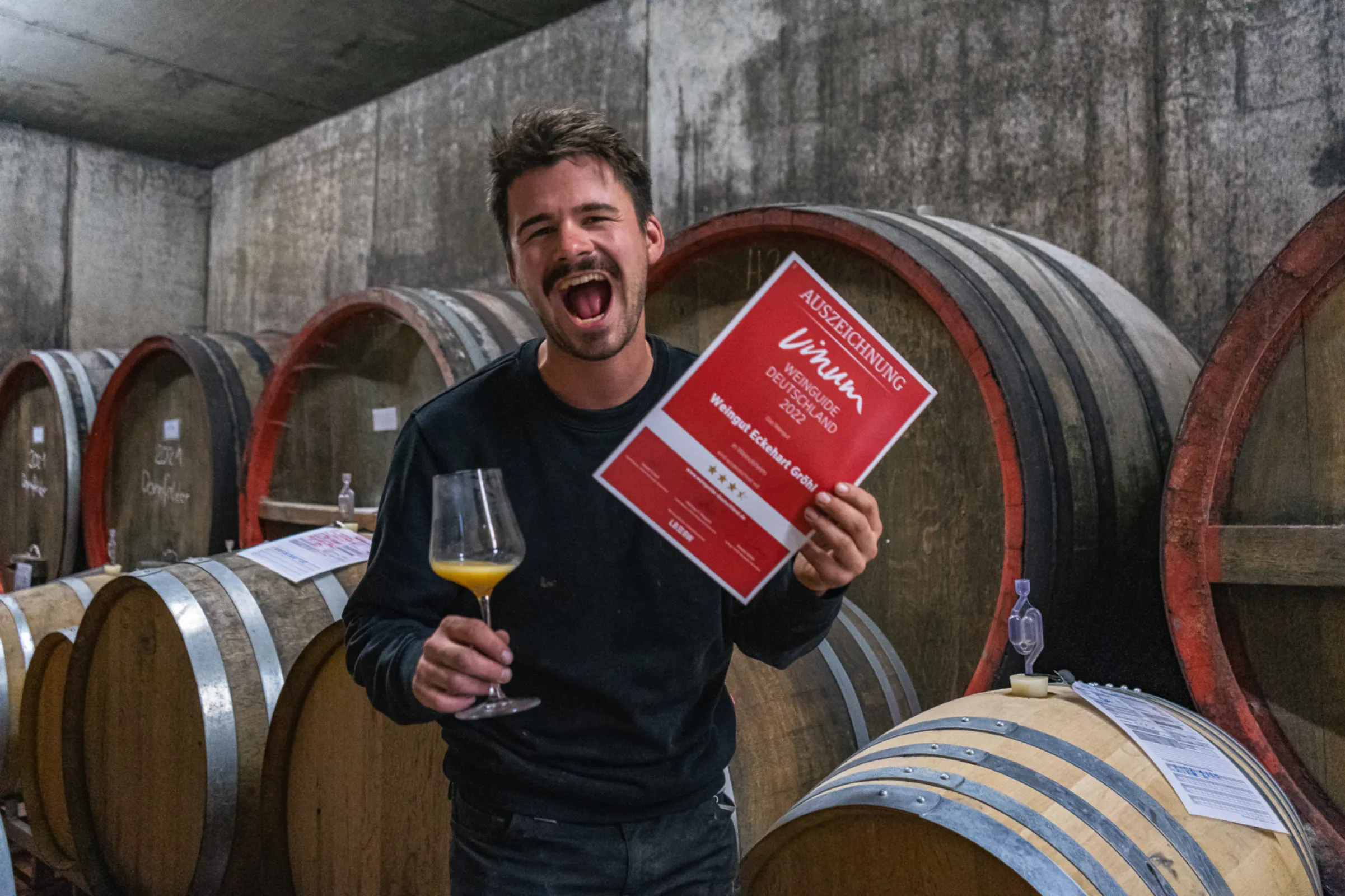 Our mission is to harness the very best of nature's treasures every year, crafting unique, character-driven wines and sparkling wines for you. The success of our work is reflected in the many accolades we've received in recent years. Johannes was nominated for the "Rising Star of 2022" by the Vinum Wine Guide for the Rheinhessen region, Falsaff crowned him "Newcomer of the Year 2023," and Gault & Millau awarded him the title "Next Generation – The Young Wine Talents of Germany 2024. For the year 2026 , our wines were honored with 4 stars by Falstaff