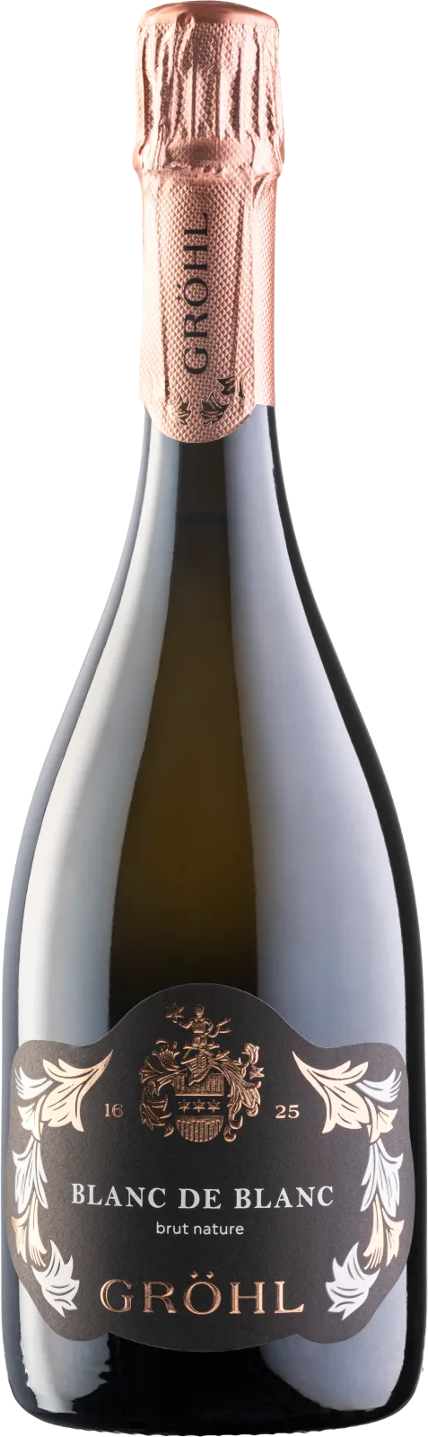 Vintage Blanc de Blanc Sekt traditional method – brut nature - The traditional bottle fermentation is key to the smooth taste and fine mousse of our vintage sparkling wine. After 40 months of aging on the lees, this Chardonnay-based sparkling wine reveals spicy and nutty aromas. The Blanc de Blanc is perfectly rounded off by its fresh minerality. Find more information here: https://weingut-groehl.de/weine/sekte-und-seccos/blanc-de-blanc