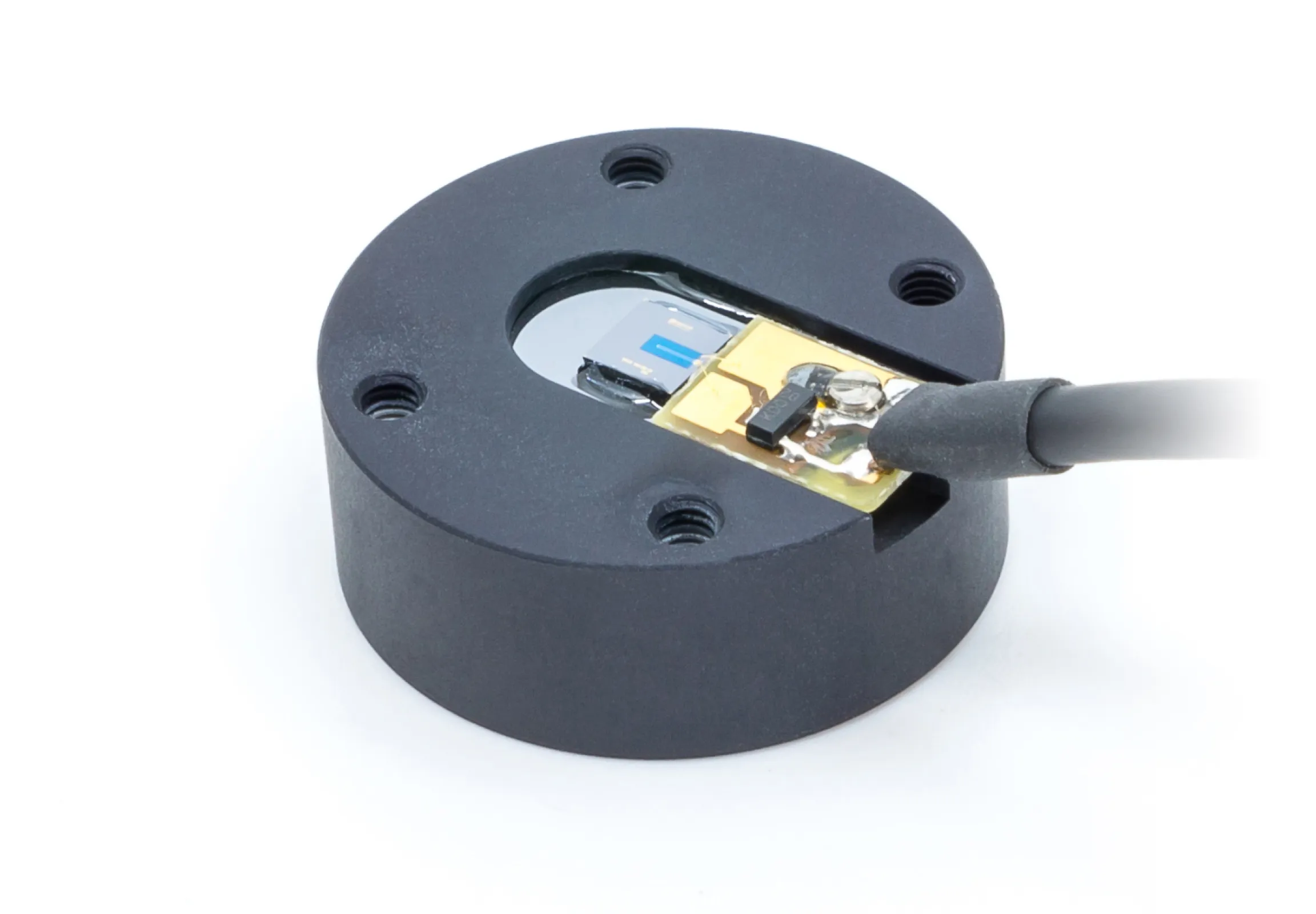 Photoconductive Antenna for free space laser excitation