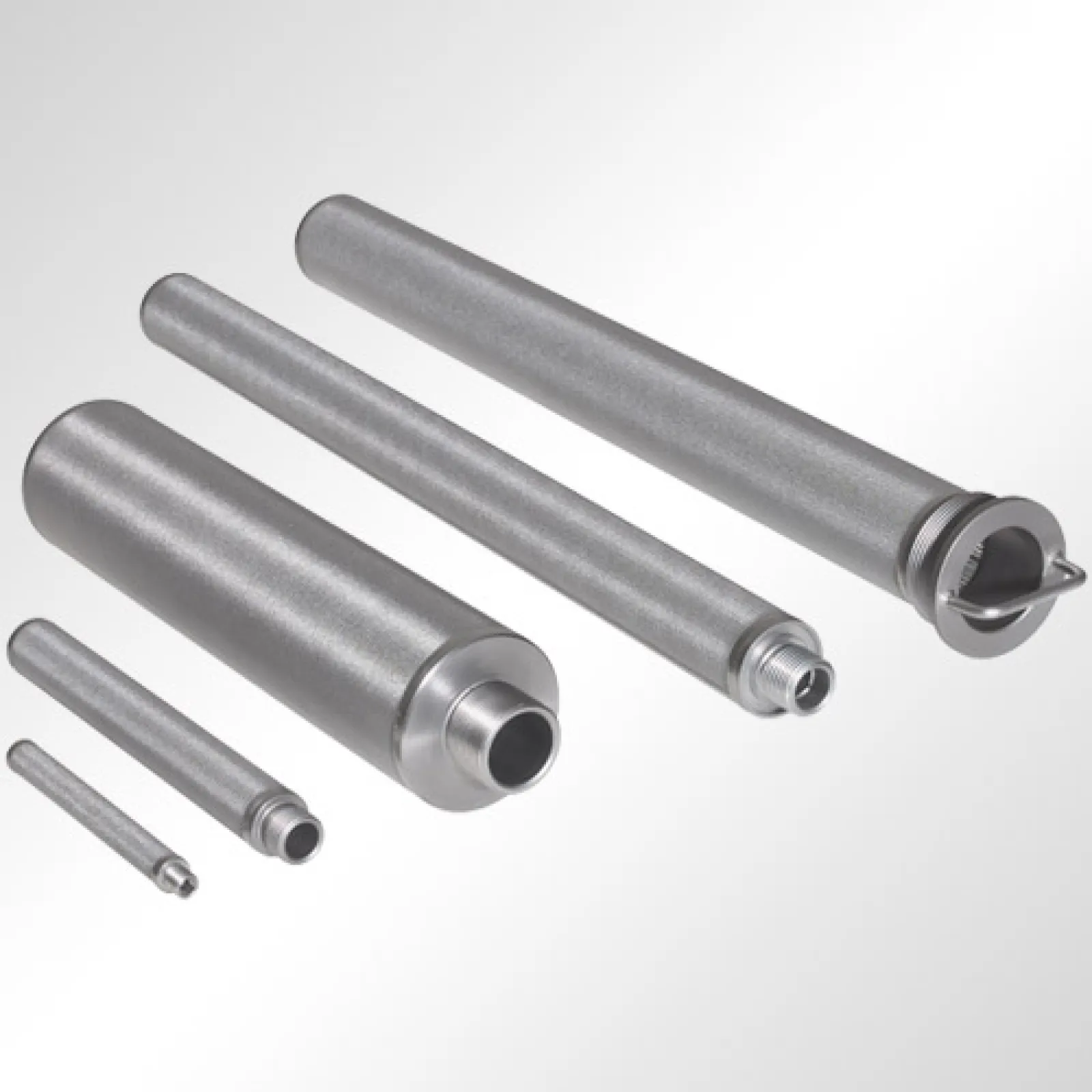 POROSTAR® metal wire mesh laminates are used as filter cartridges (here with different connectors), in centrifuges and nutsche filter systems.