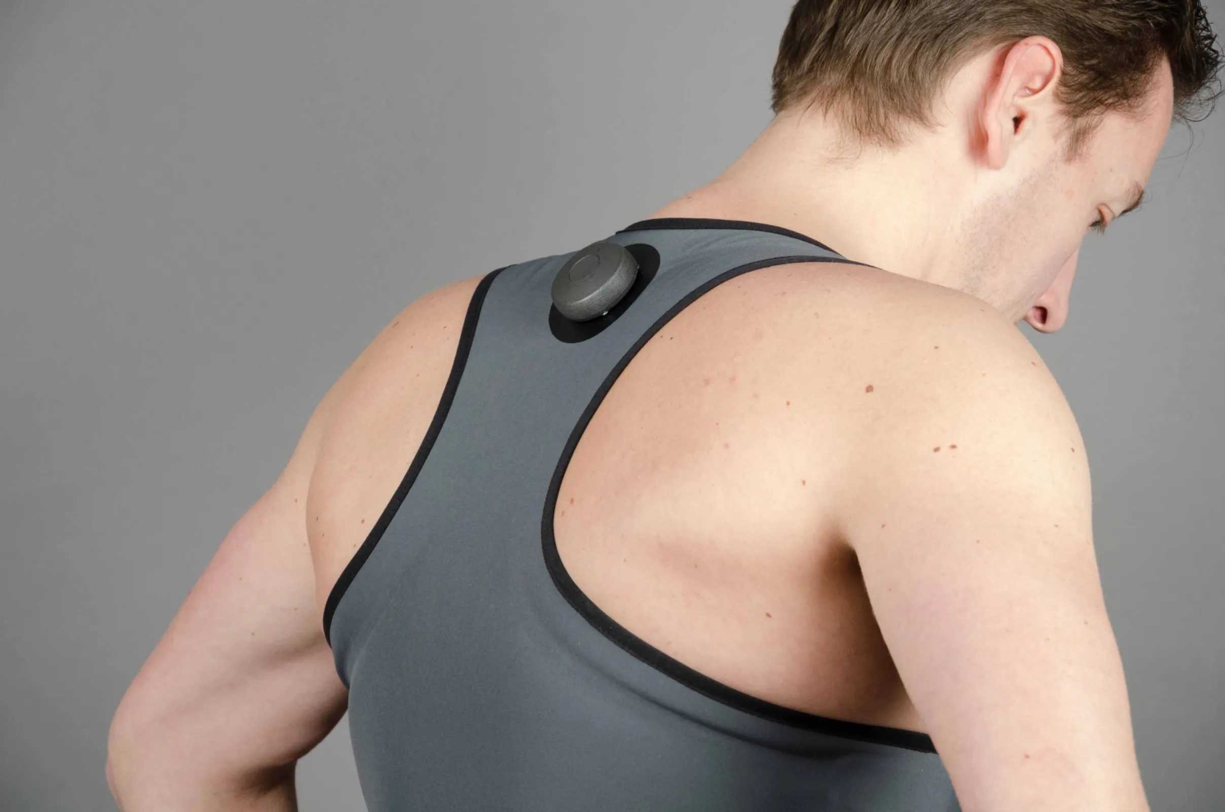 CardioTEXTIL, a textile multi-channel ECG for continuous arrhythmia monitoring (©Fraunhofer IIS)