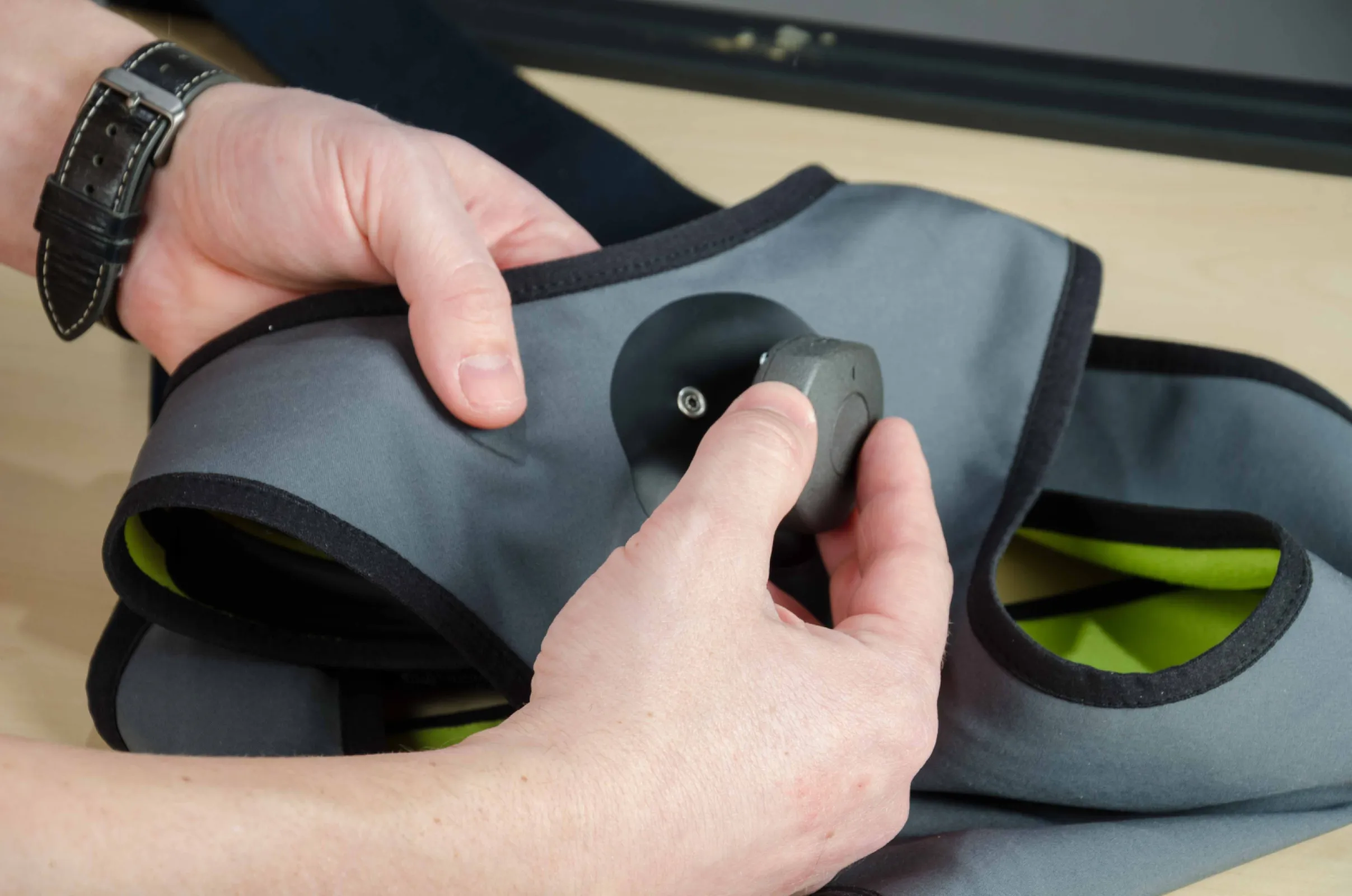 Easy handling: Storage and wireless data transmission via Bluetooth (©Fraunhofer IIS)