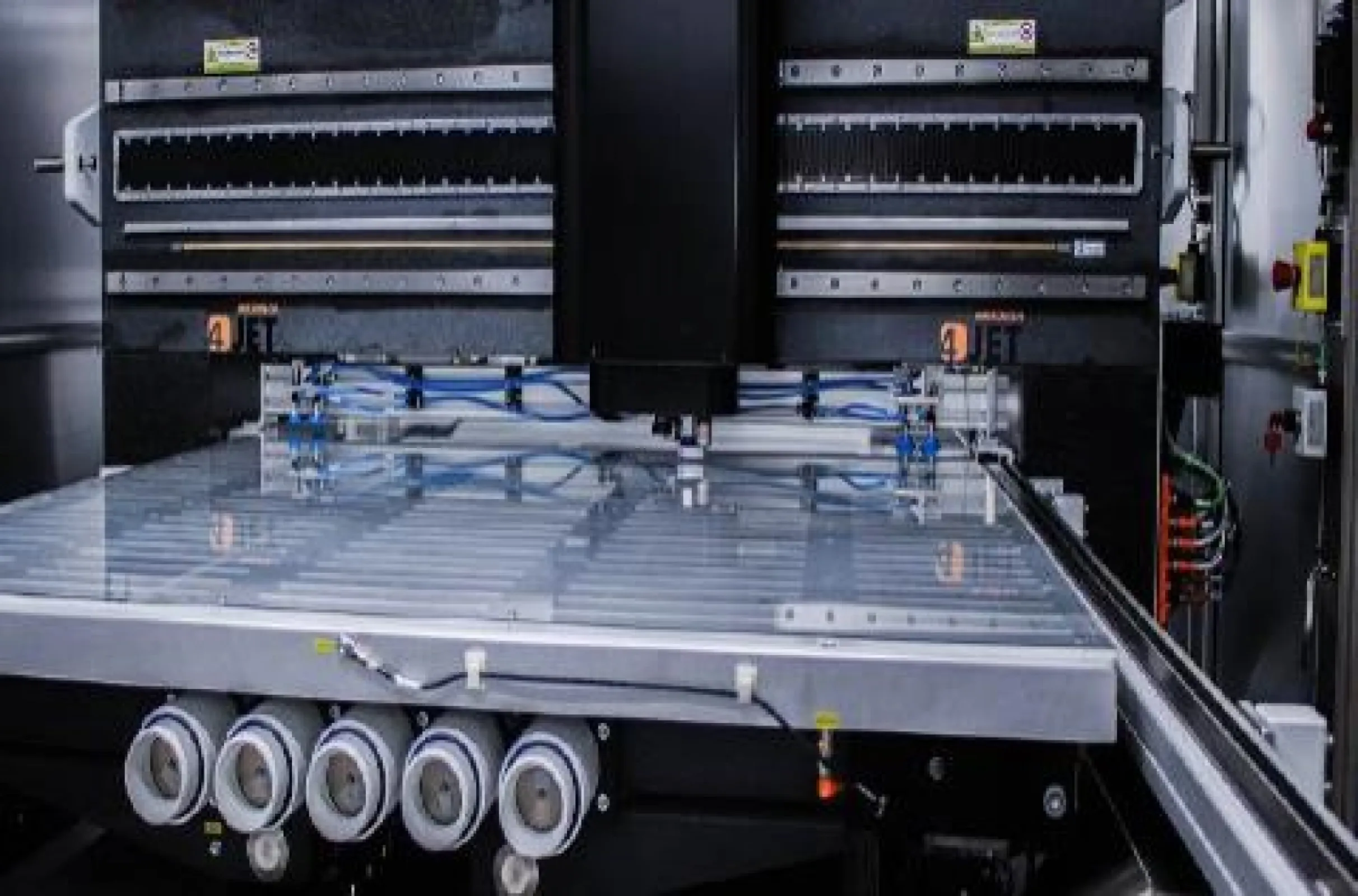 Laser singulation and in glass gravings