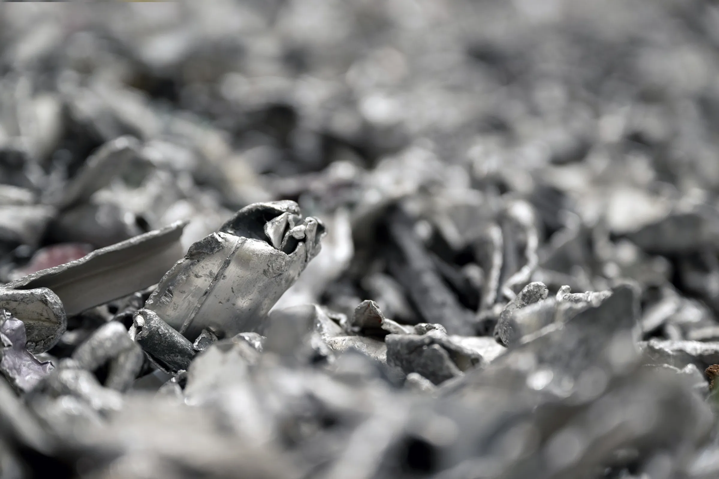 Clean wrought aluminum product