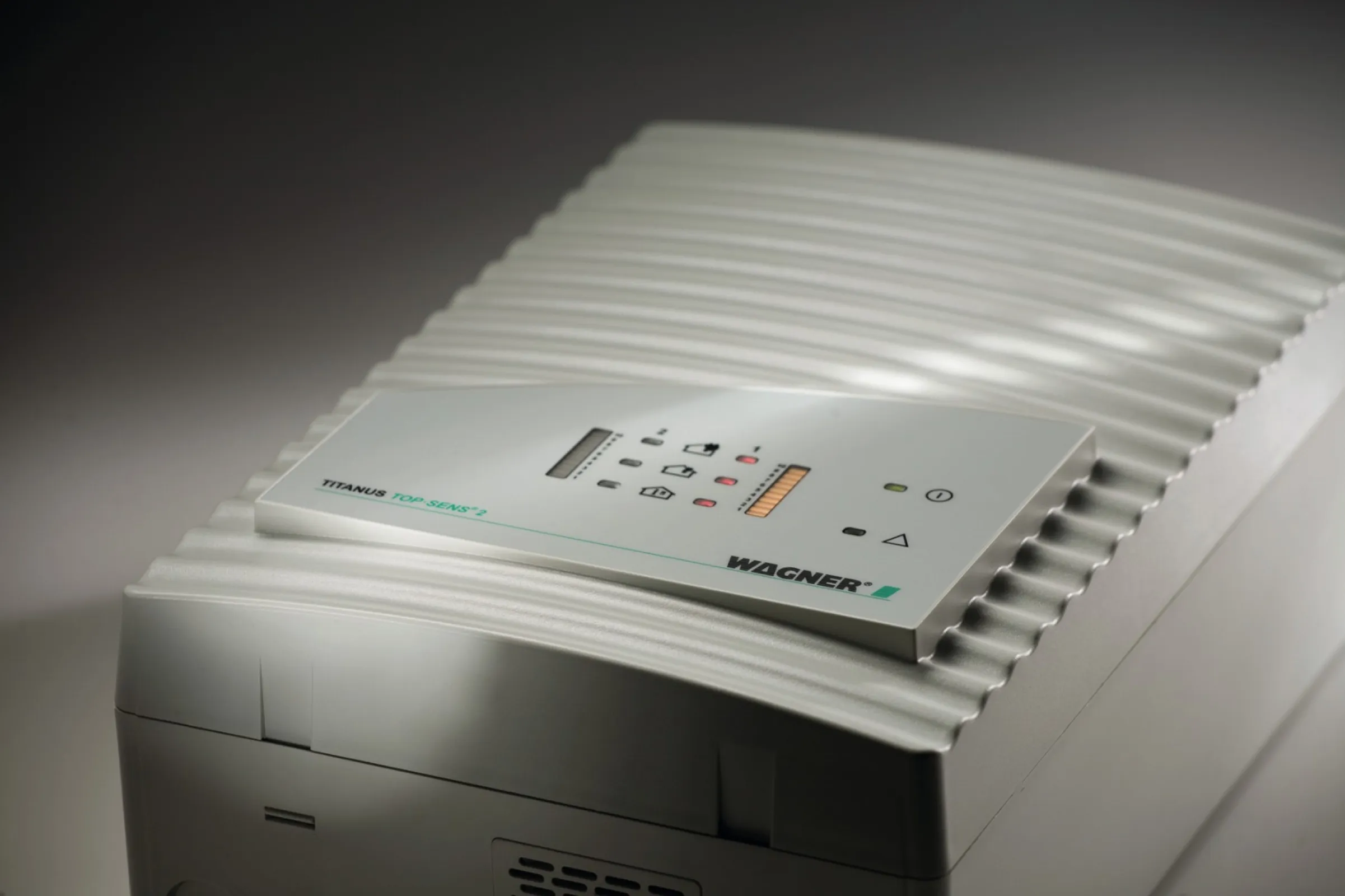 The TITANUS RACK·SENS® aspirating smoke detector from WAGNER was specially developed for fire detection and fire extinguishing directly in server and control cabinets.