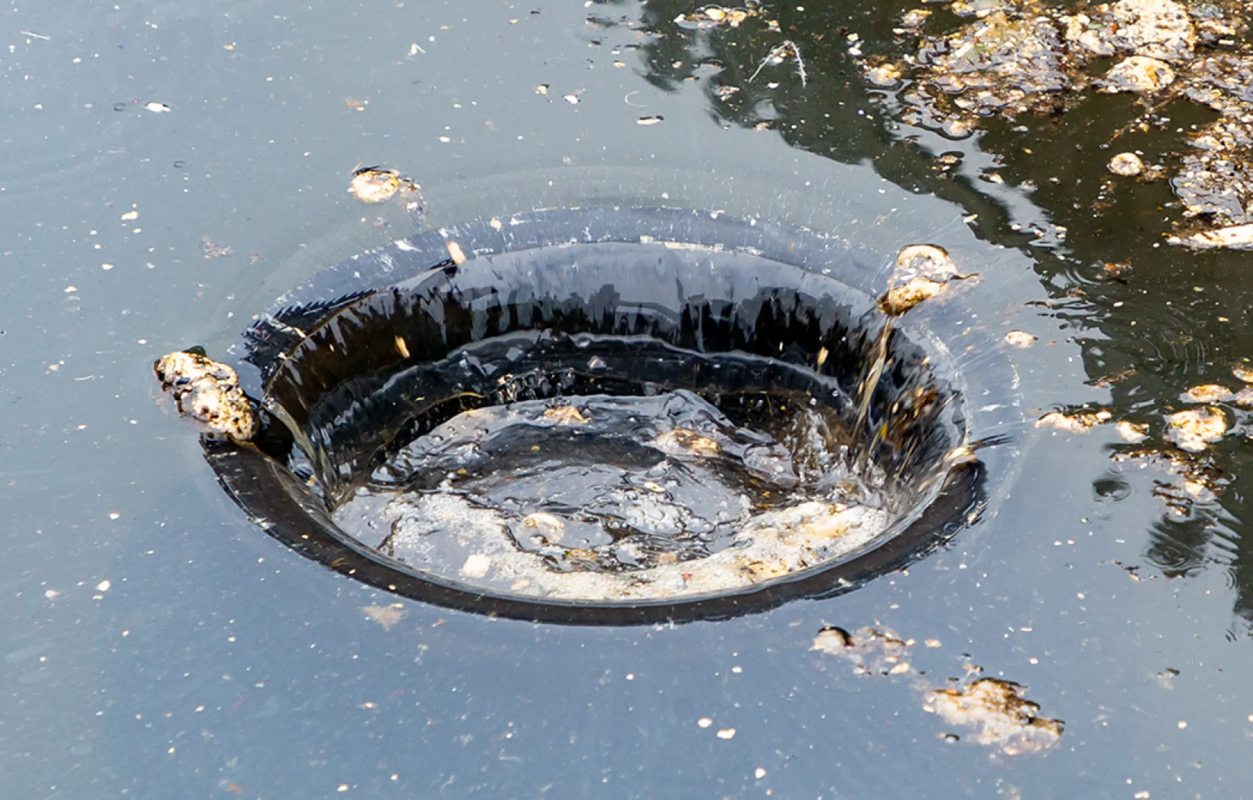 SKIMWORKS Floating Weir – Active Suction