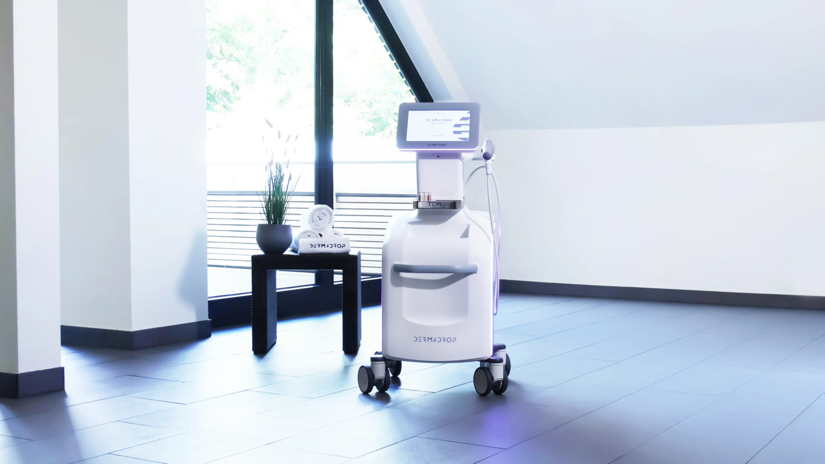 DERMADROP TDA device