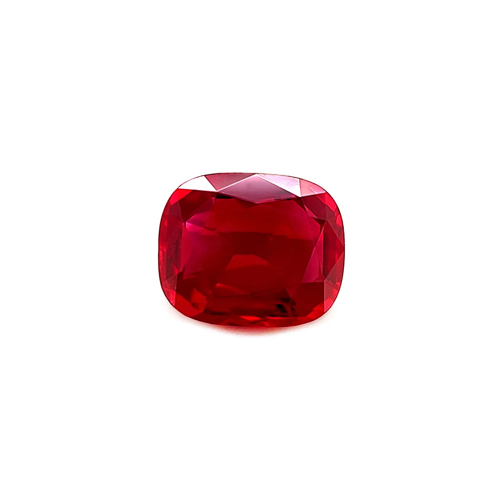 Burmese Ruby, Pigeon's Blood Red, not heated, 8,9x7,3mm, 2,26ct