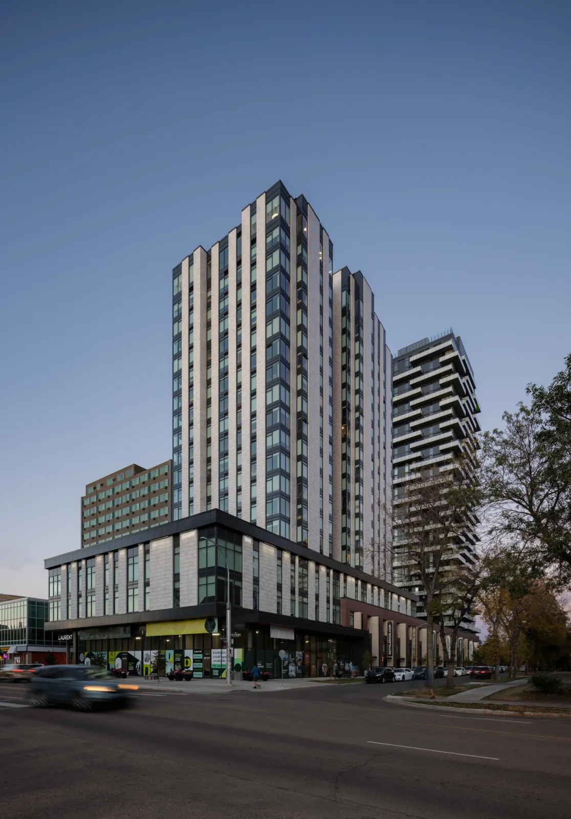 Laurent and Eleanor, Edmonton (CA), Surface: G1-1, Project Type: New construction, Architect: Diamond Schmitt Architects (CA), Photographer: Joel Klassen, Klassen Photograph