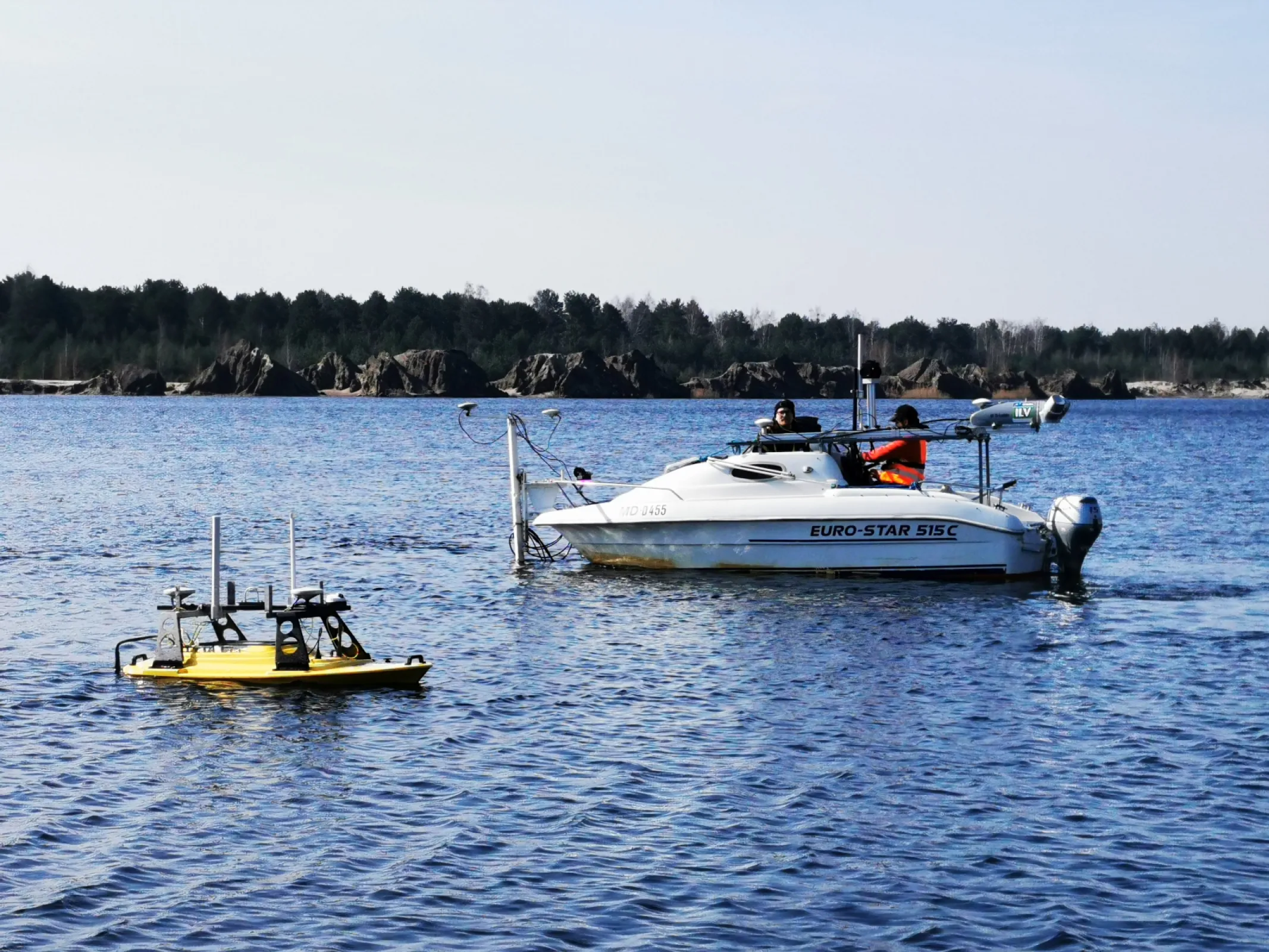 Combined hydrographic surveying - modern technology on board