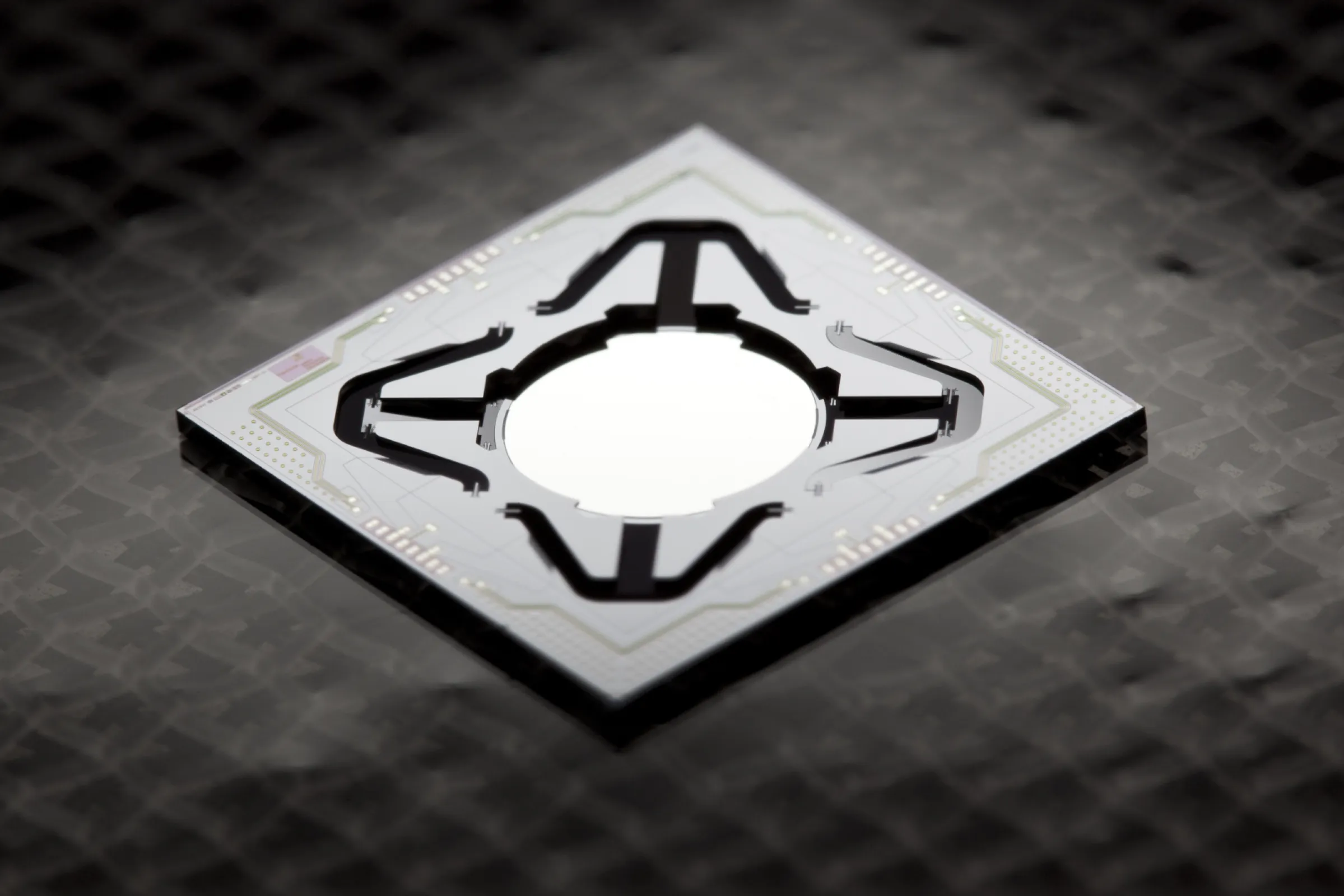 Deflected translation mirror for spectroscopy