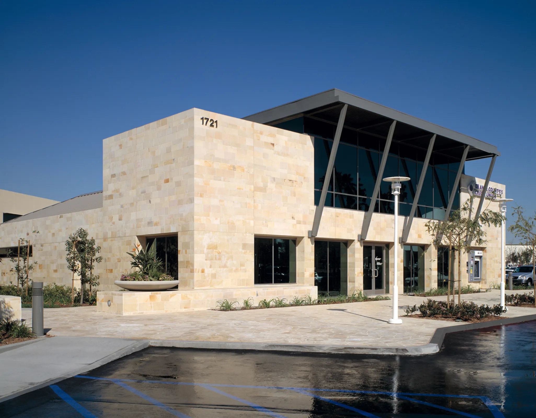 Building Orange County USA - Solnhofer Natural Stone facade