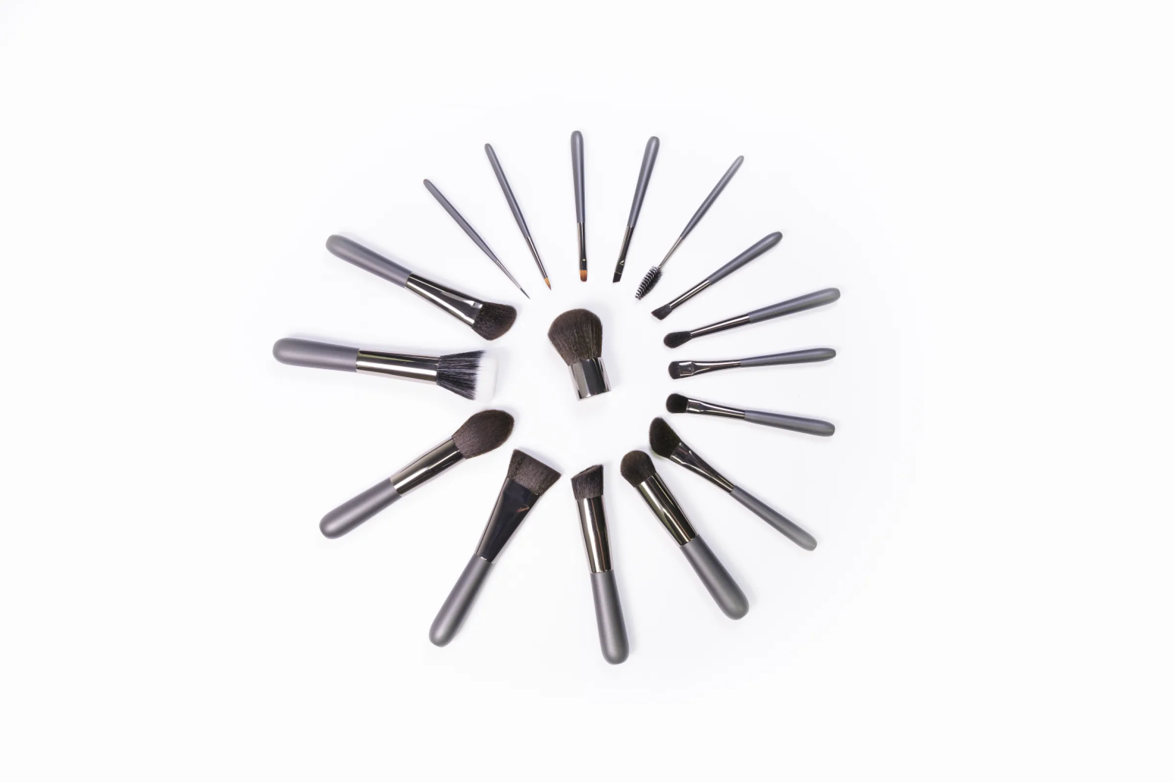 Customized cosmetic brushes - private label production in Germany