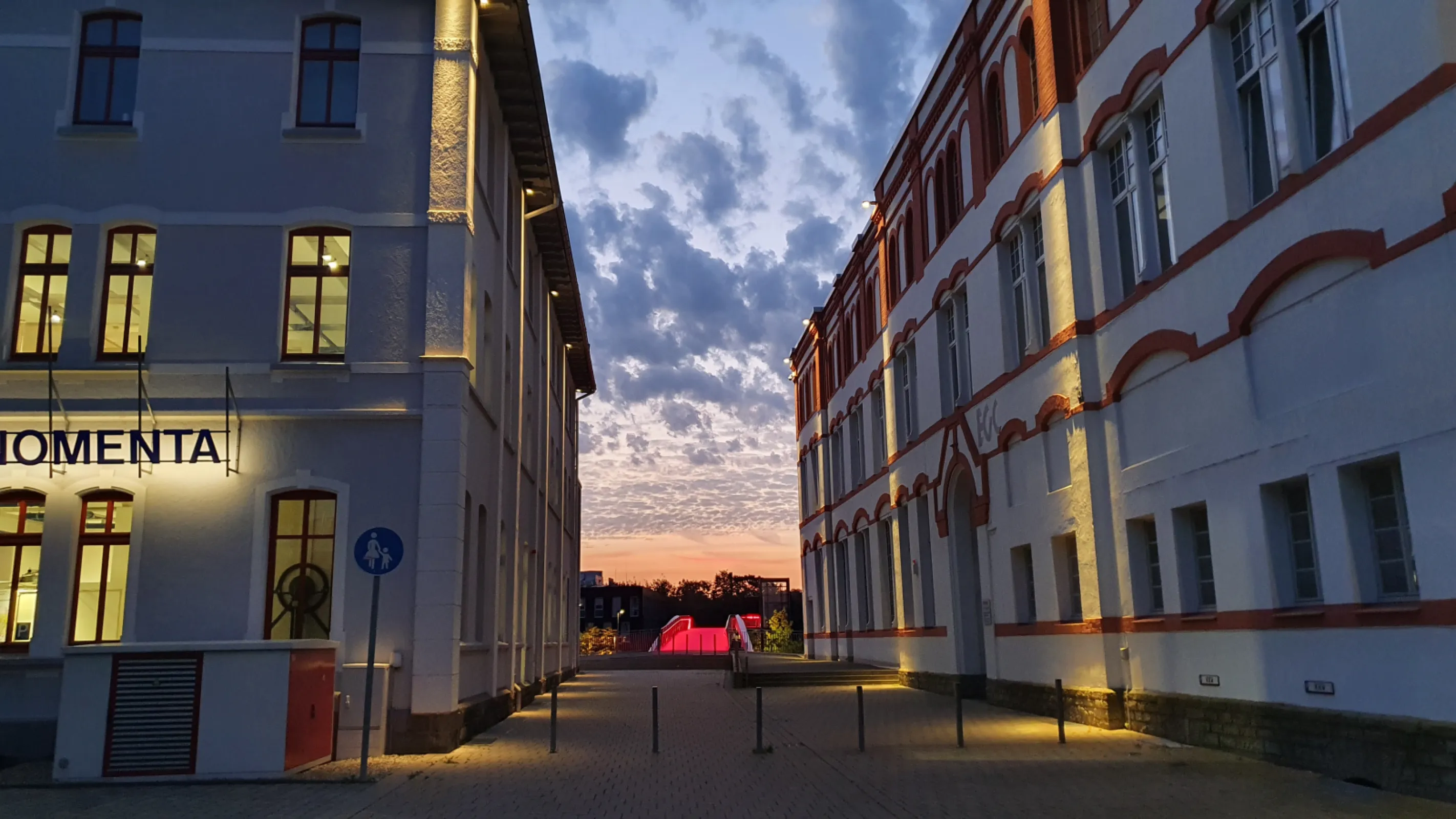 BROCKHAUS MEASUREMENTS - Company building full of atmosphere