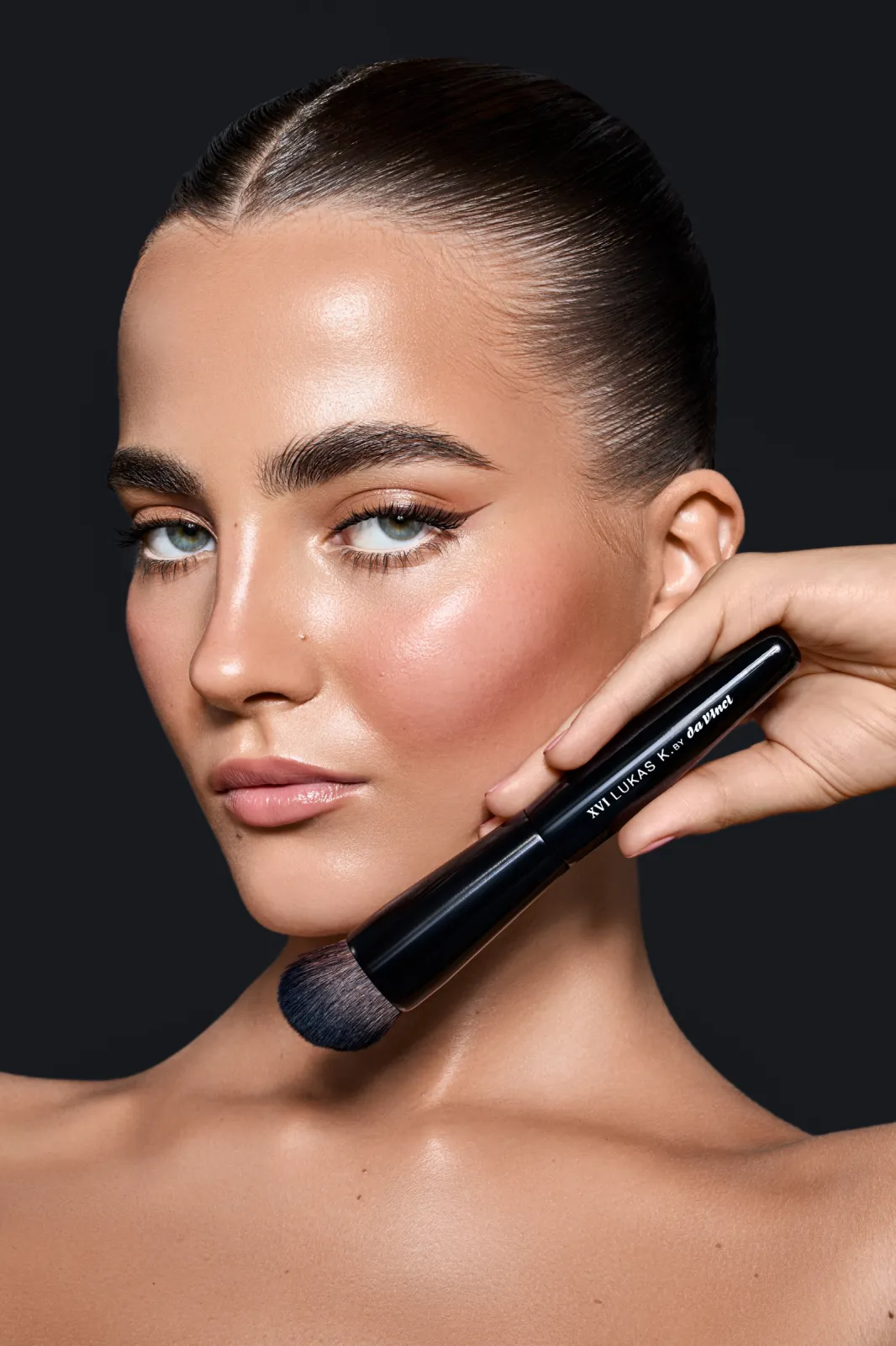 Airbrush foundation brush - No. XVI