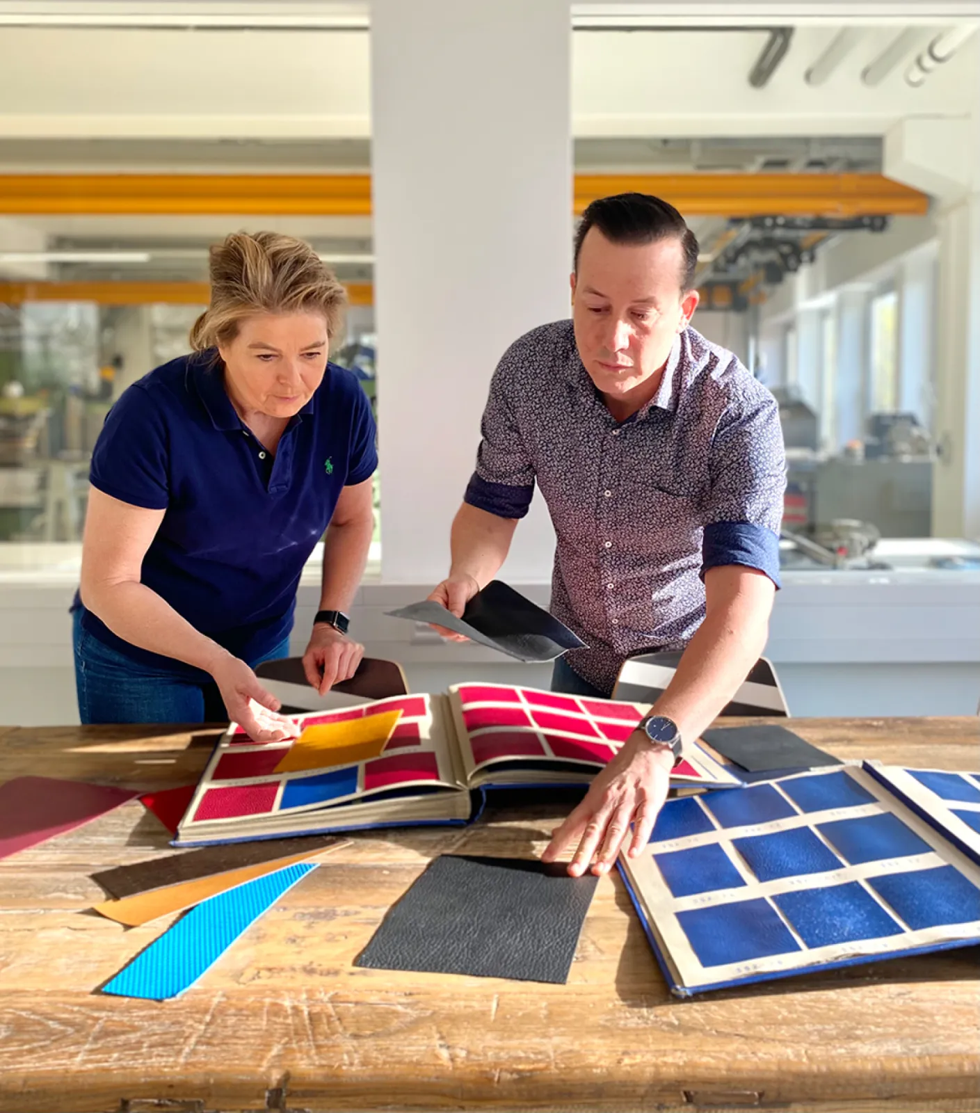 SAUERESSIG: Design service with more than 80,000 embossing & 50,000 printing designs.