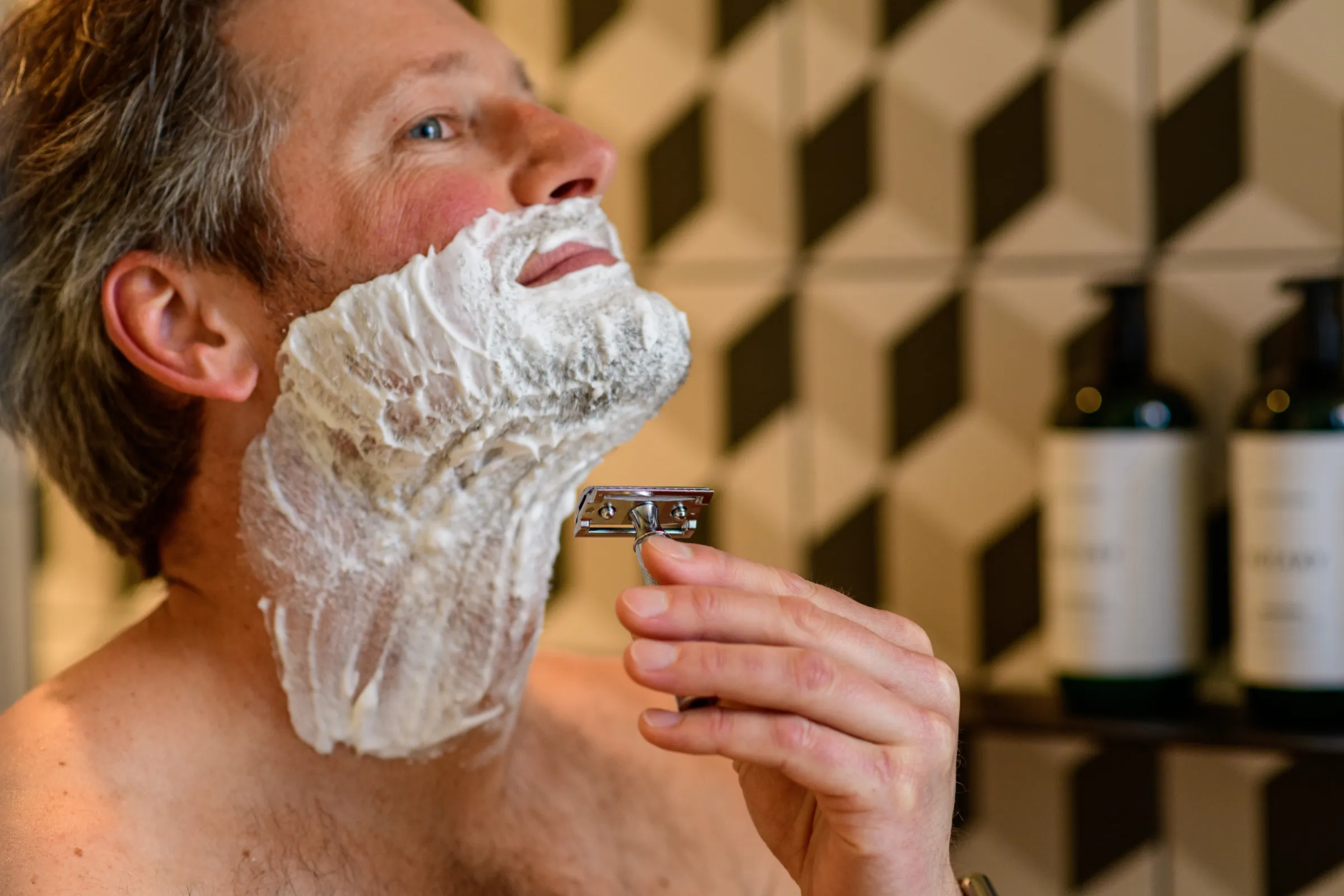 SHAVING WITH MERKUR SAFETYRAZOR 34C