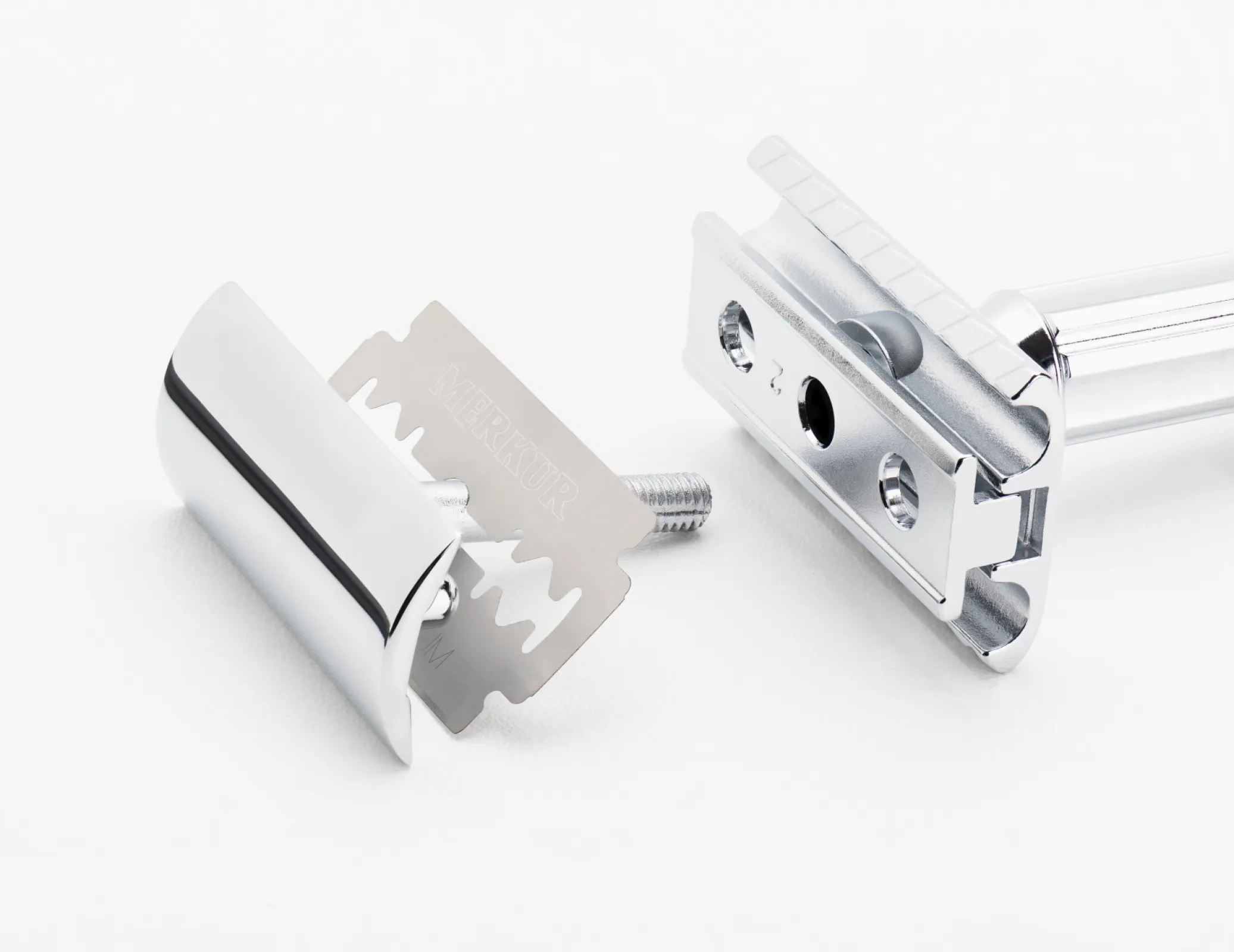 LOADING A BLADE TO THE ADJUSTABLE PROGRESS 500