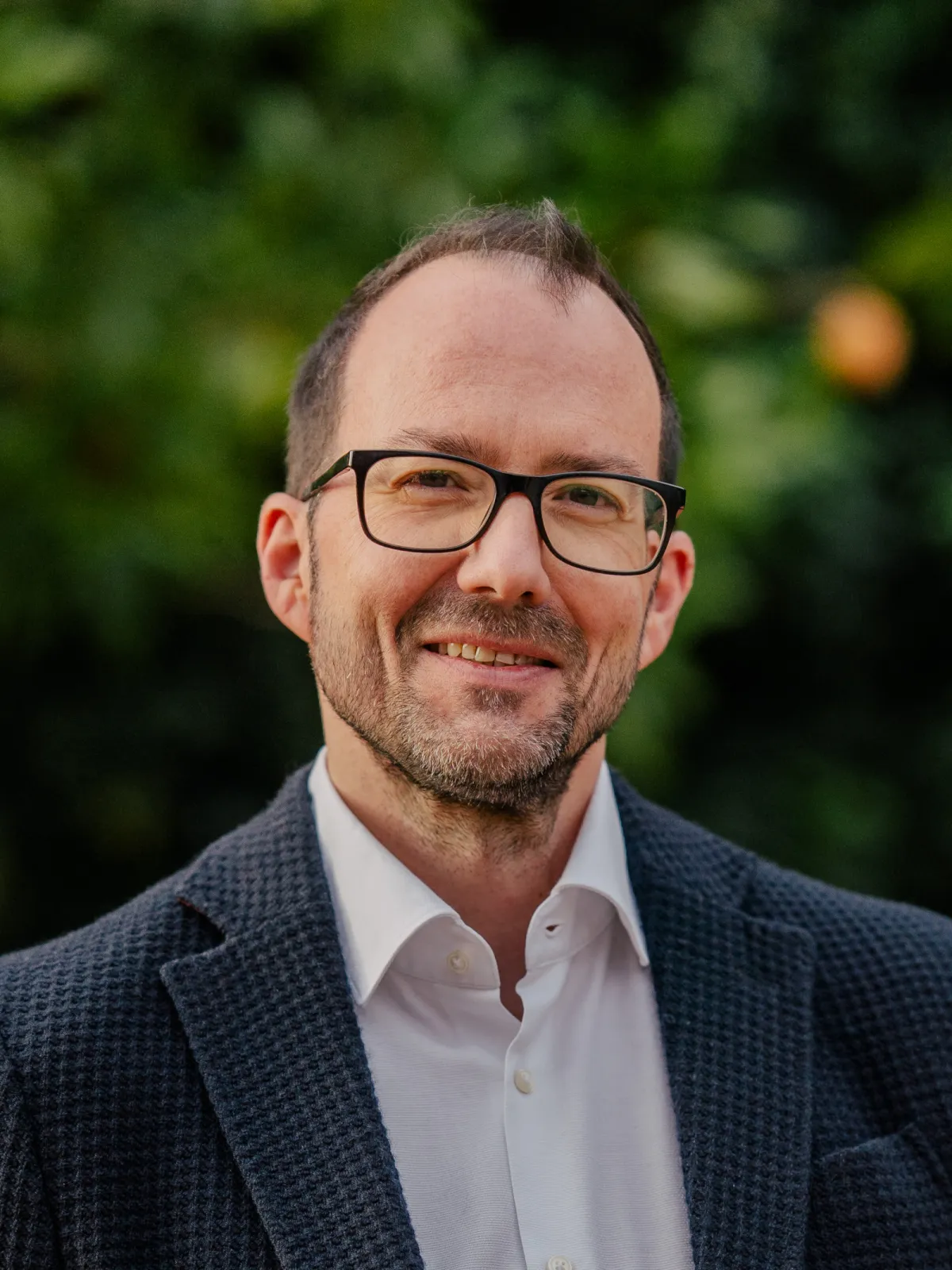 Oliver Nickel - Sales Director