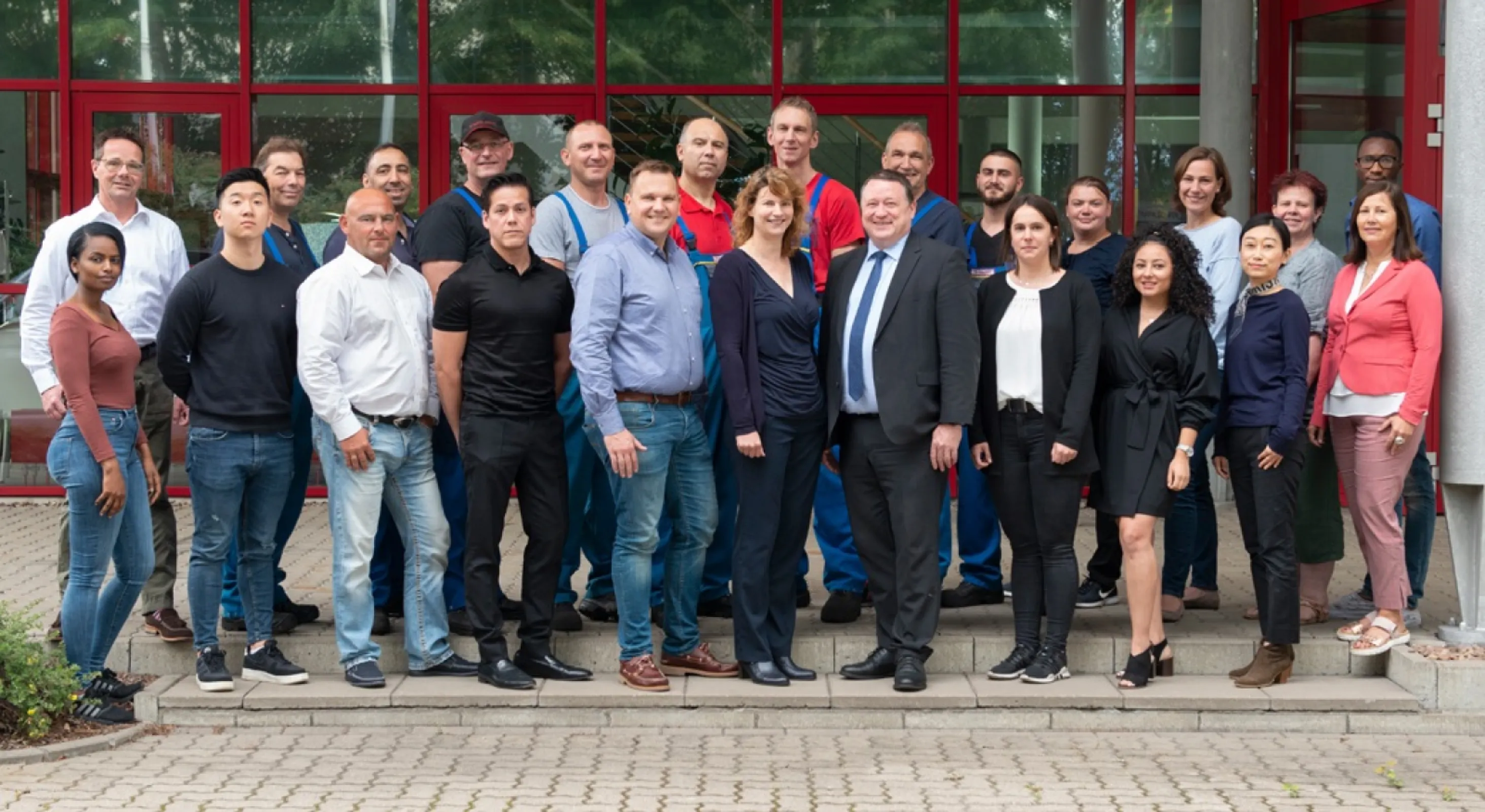 We look forward to hearing from you!