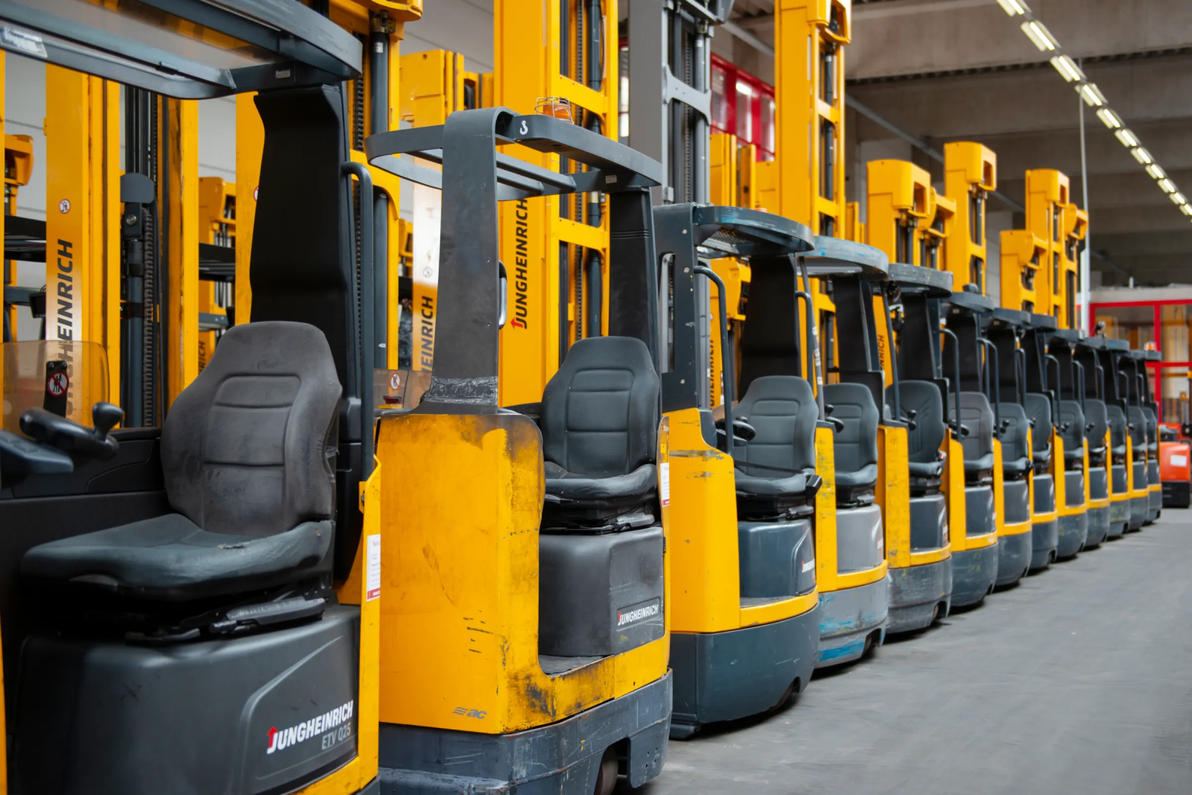 used reach trucks - we offer a wide range of used Jungheinrich reach trucks