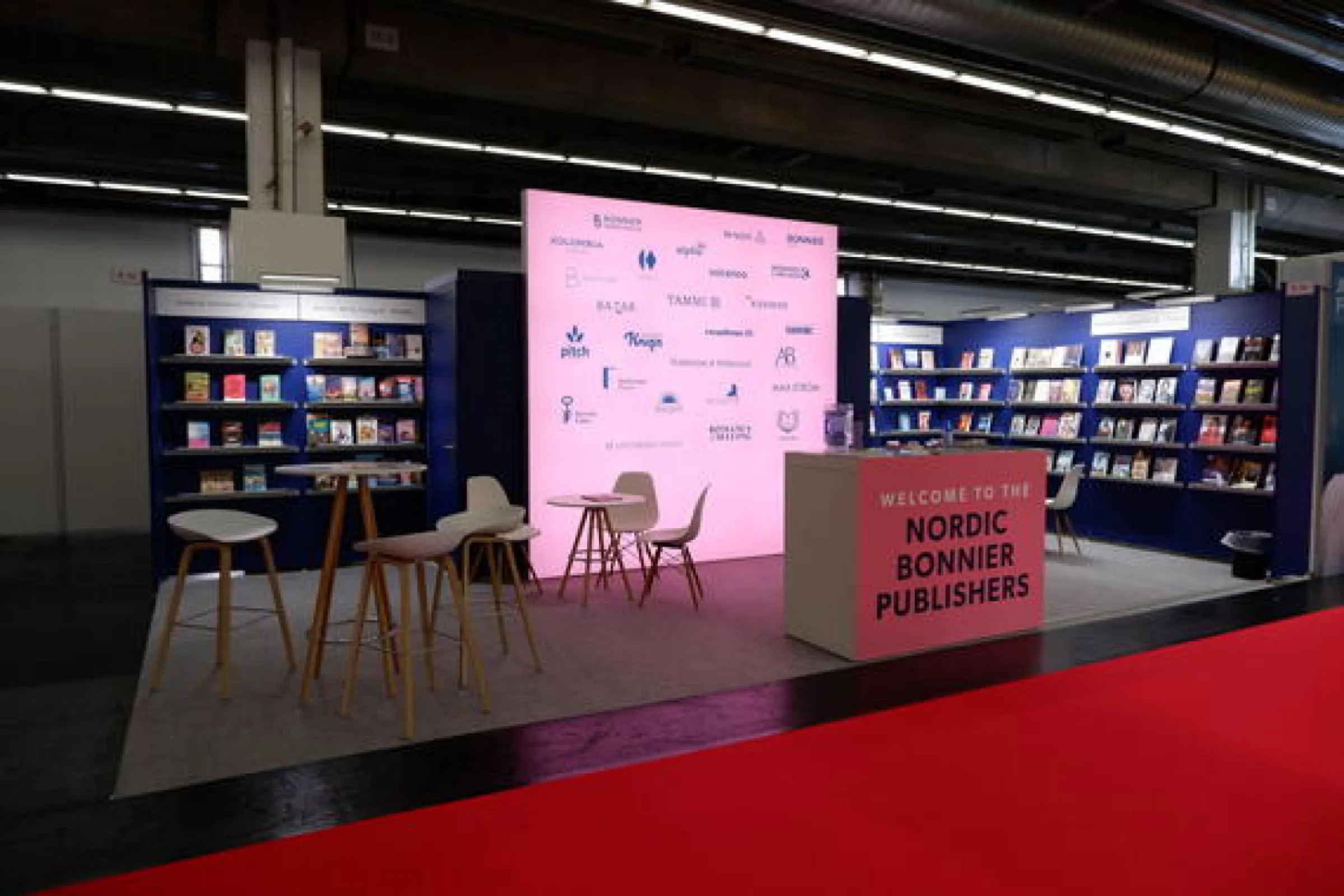 System stand GLOW System stand GLOW