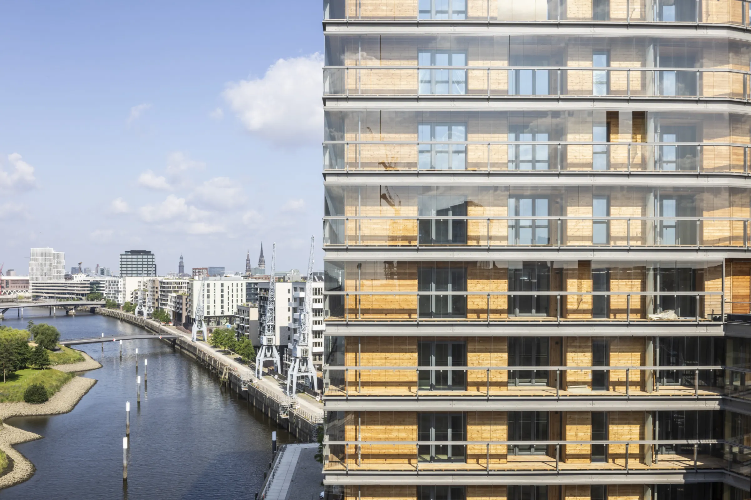 Timber tower "Roots", Hamburg