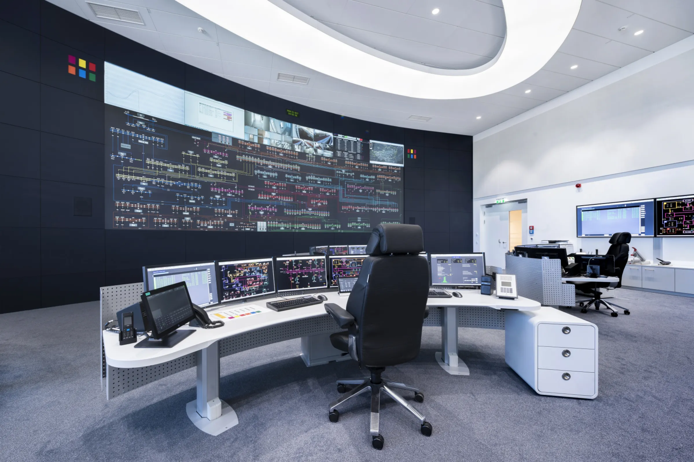 Svenstol in control room