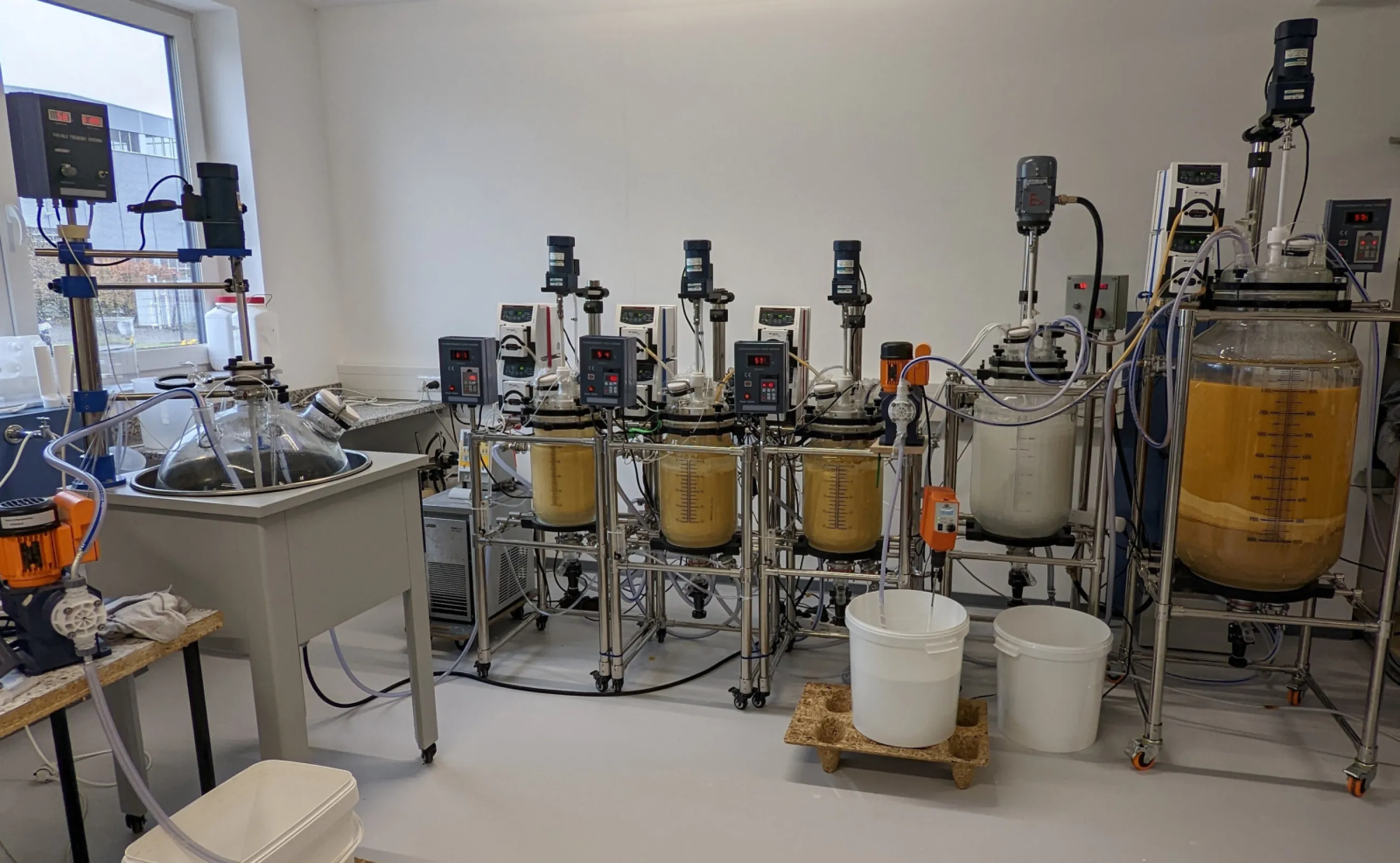 Continuous Precipitation Apparatus