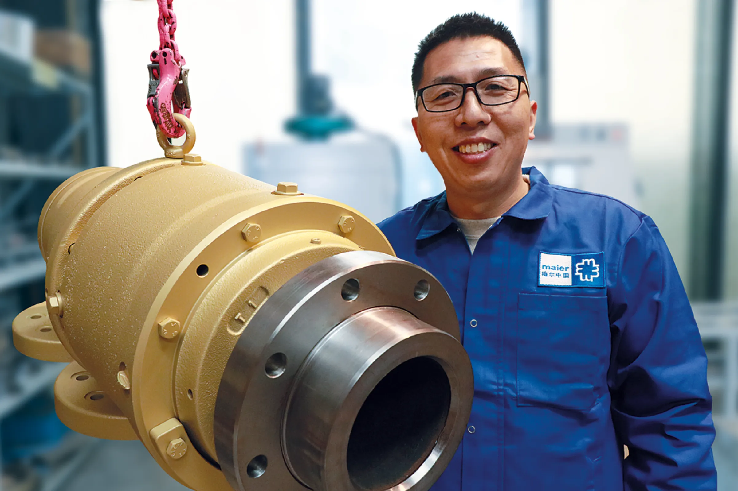 "Service at its best!" Service technician  during the test run of the DQ series.