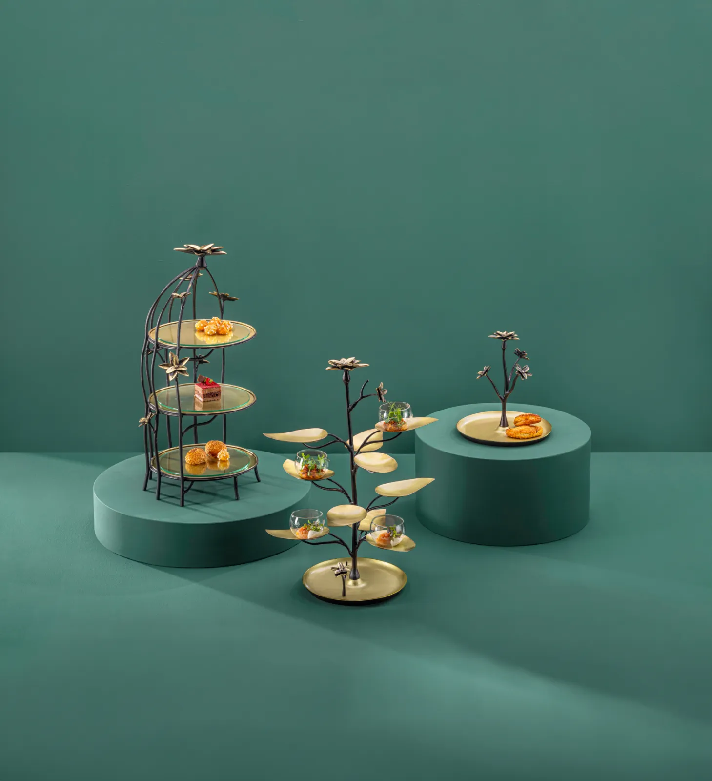 "Fleur Déco" - elegant etageres