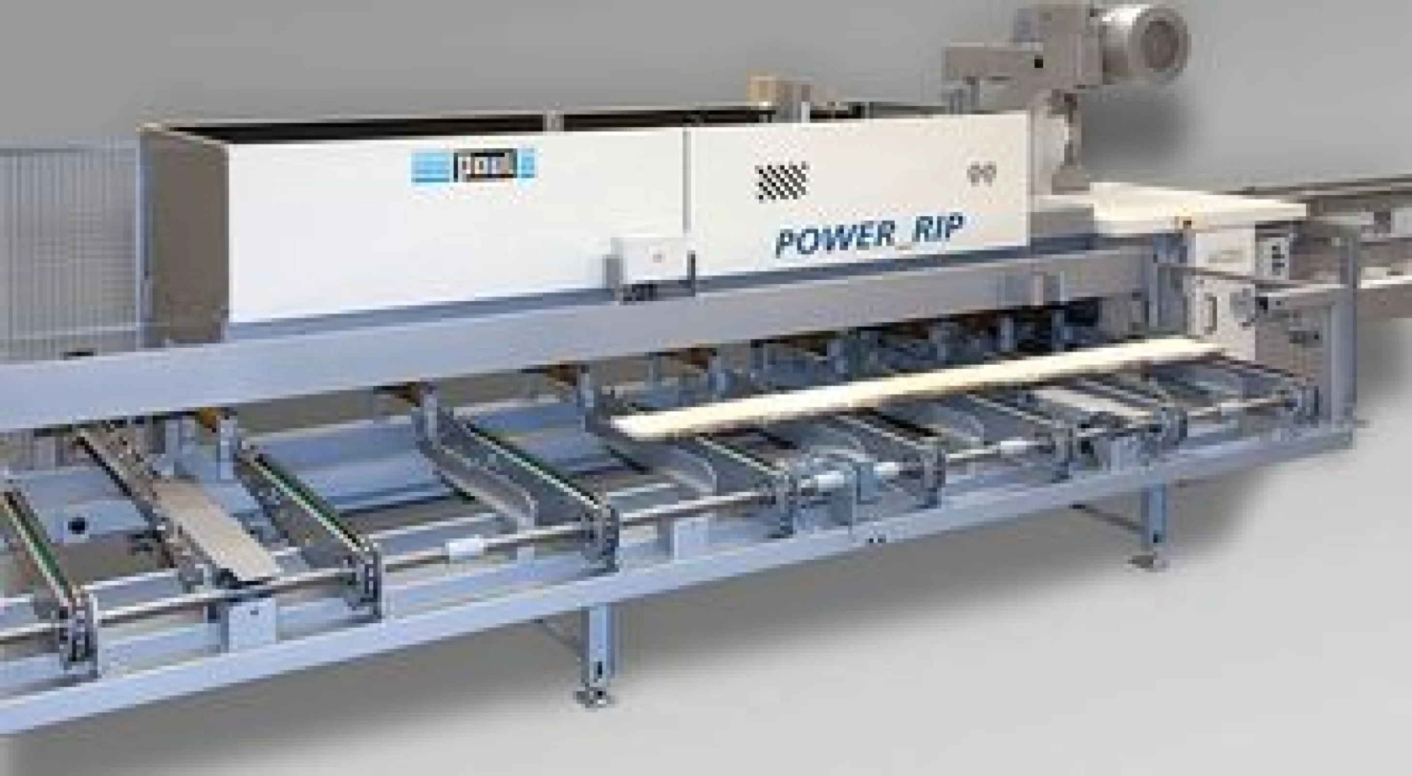 Optimum performance combined with maximum material yield and profit maximization is the objective of an automatic feeding system. In combination with different PAUL ripsaws, it is possible to develop a suitable solution for every requirement. Especially in the sawmilling industry an automated complete solution nowadays plays an increasingly important role. With rising raw material prices and large purchase quantities of the raw material wood, it must be ensured that storage times are reduced and throughput times increased. Automatic feeding systems improve the material flow and ensure an optimum timber yield.