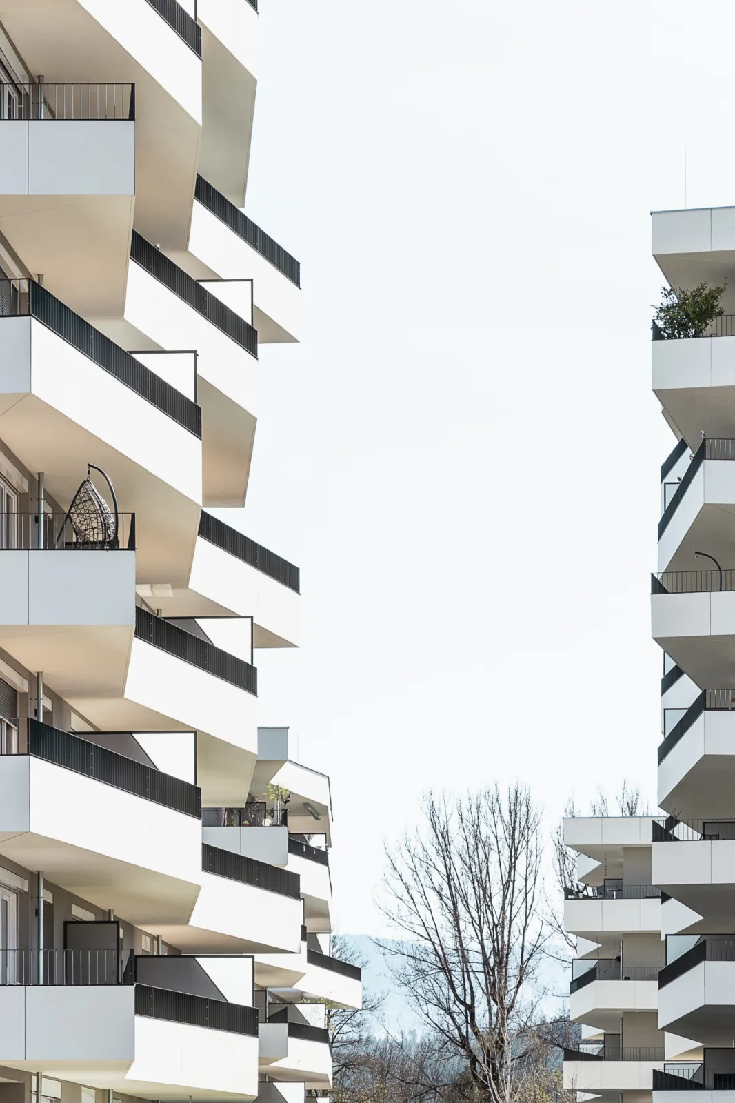 Living by the Lake, Klagenfurt