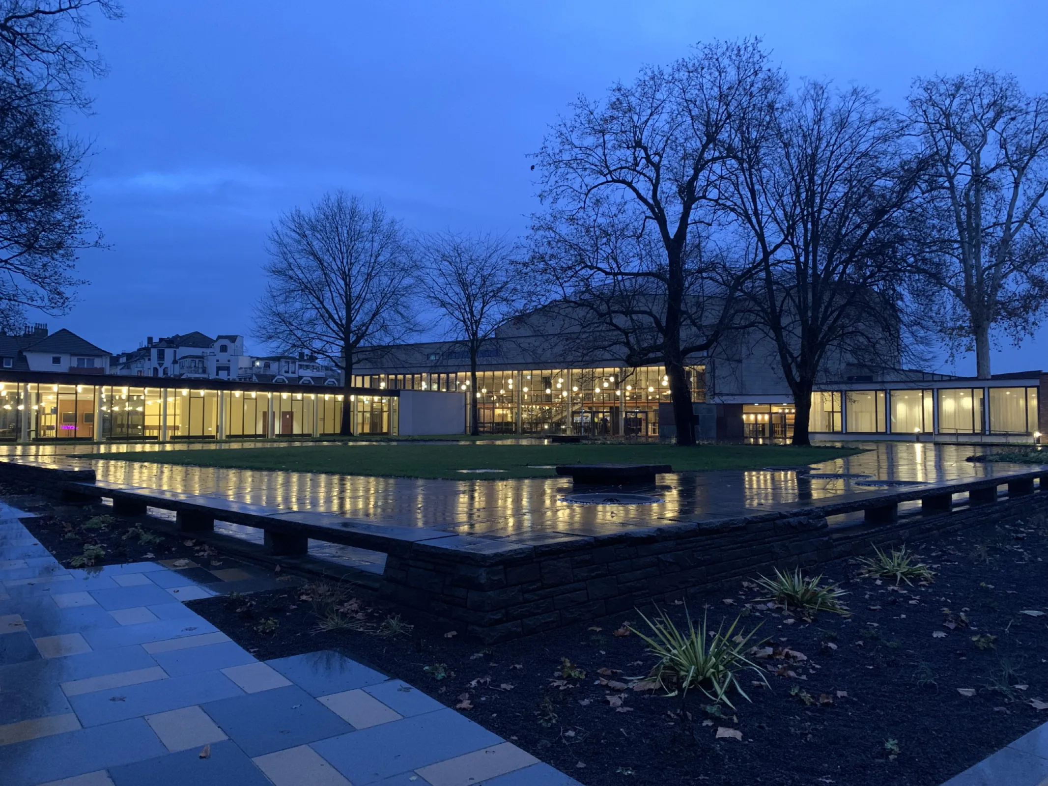 Beethoven Halle outside 2