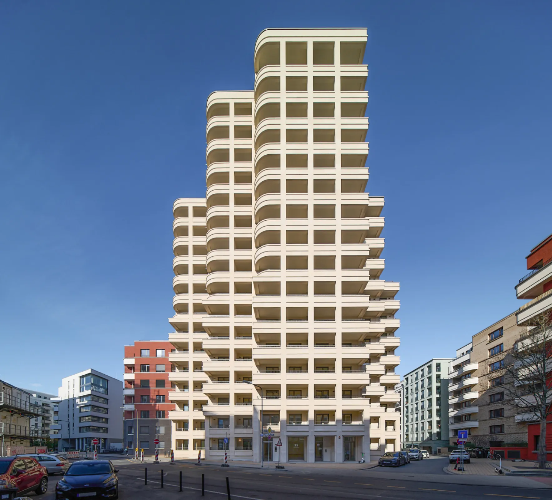 3 Horizonte, Frankfurt am Main | © Roman Gerike