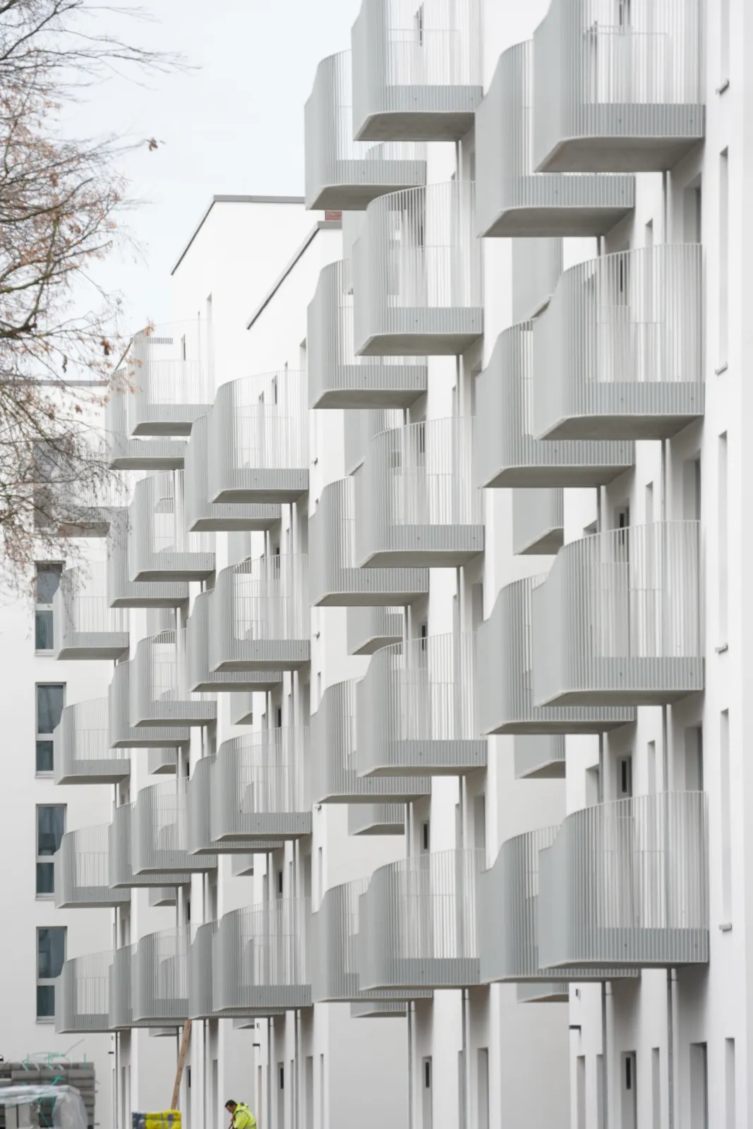 Residential Building 'Sportplatzring 5-21', Hamburg-Stellingen, Germany/ ©Marcus Bredt