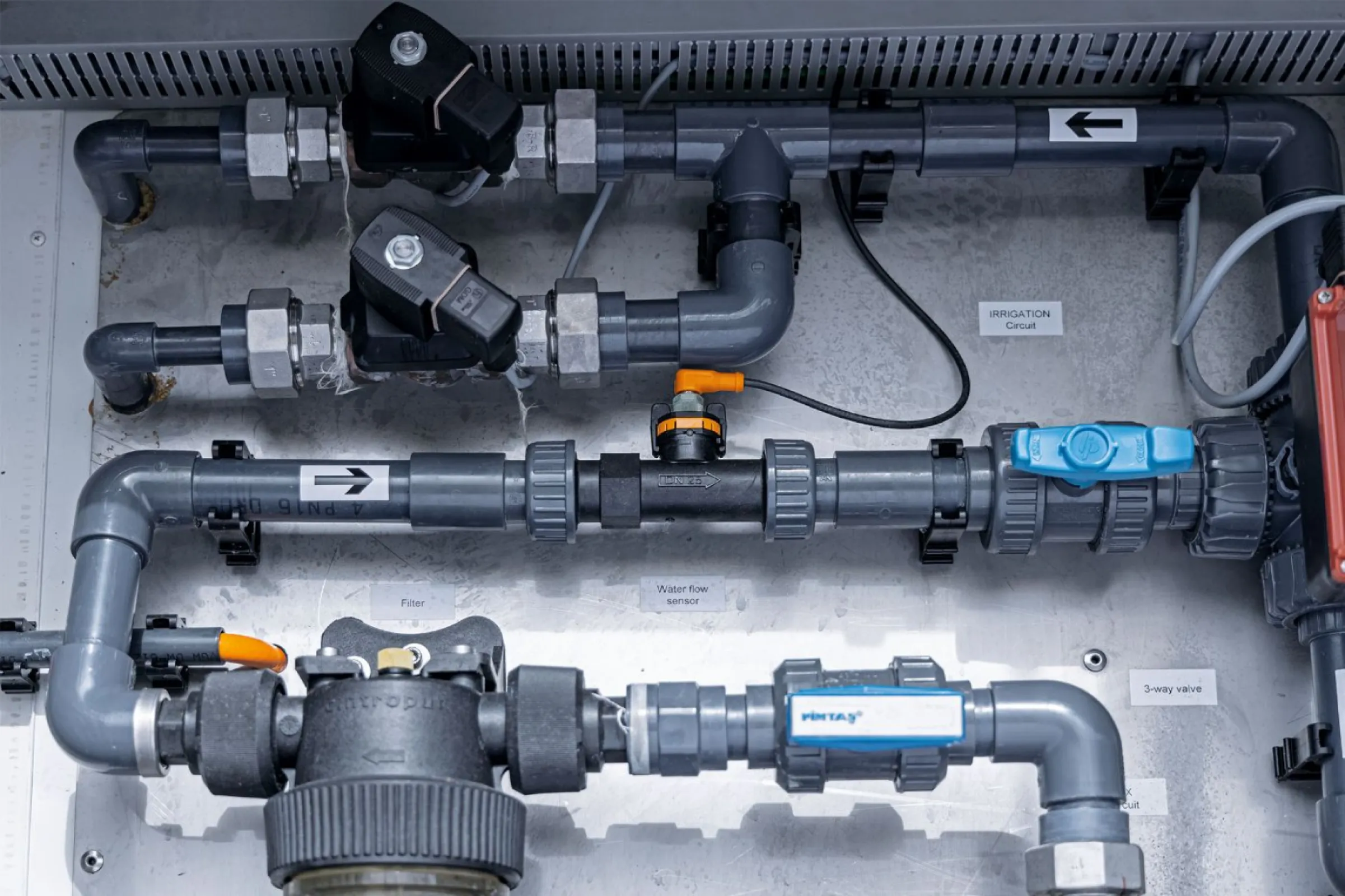 Application example - Pressure control and valves