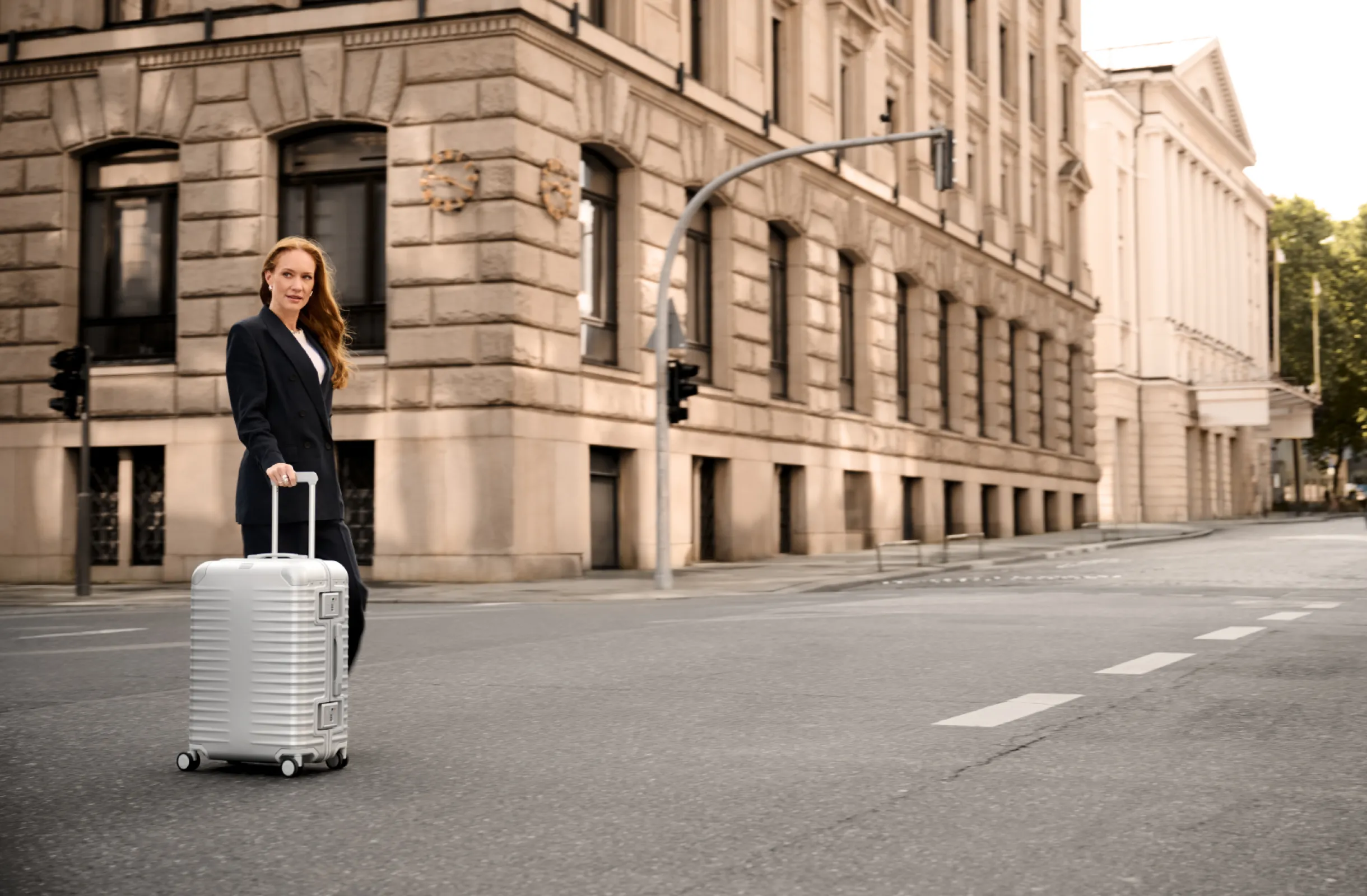 TITAN ETERNITY Aluminium Trolley