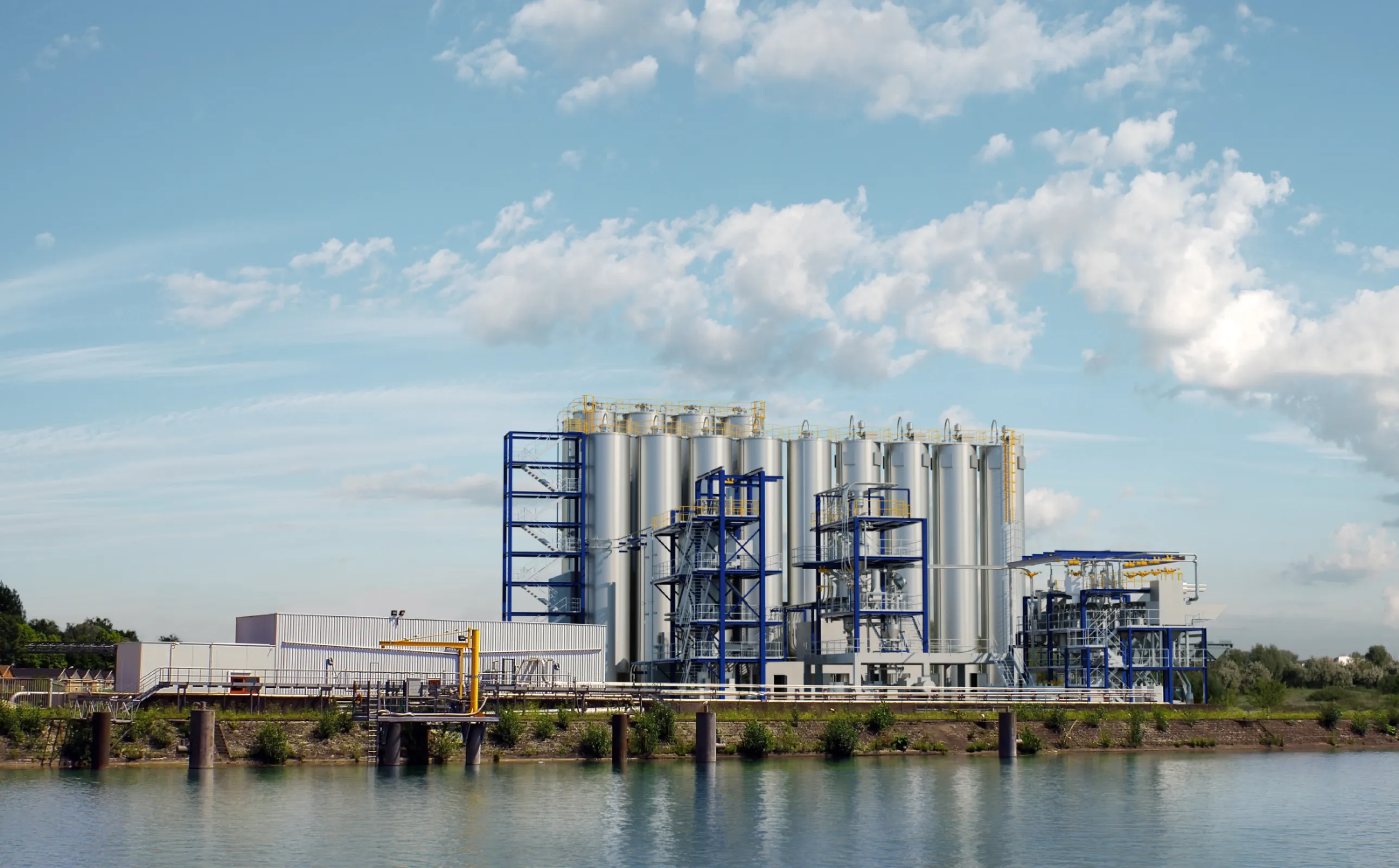 Turn-key plant by Zeppelin Systems