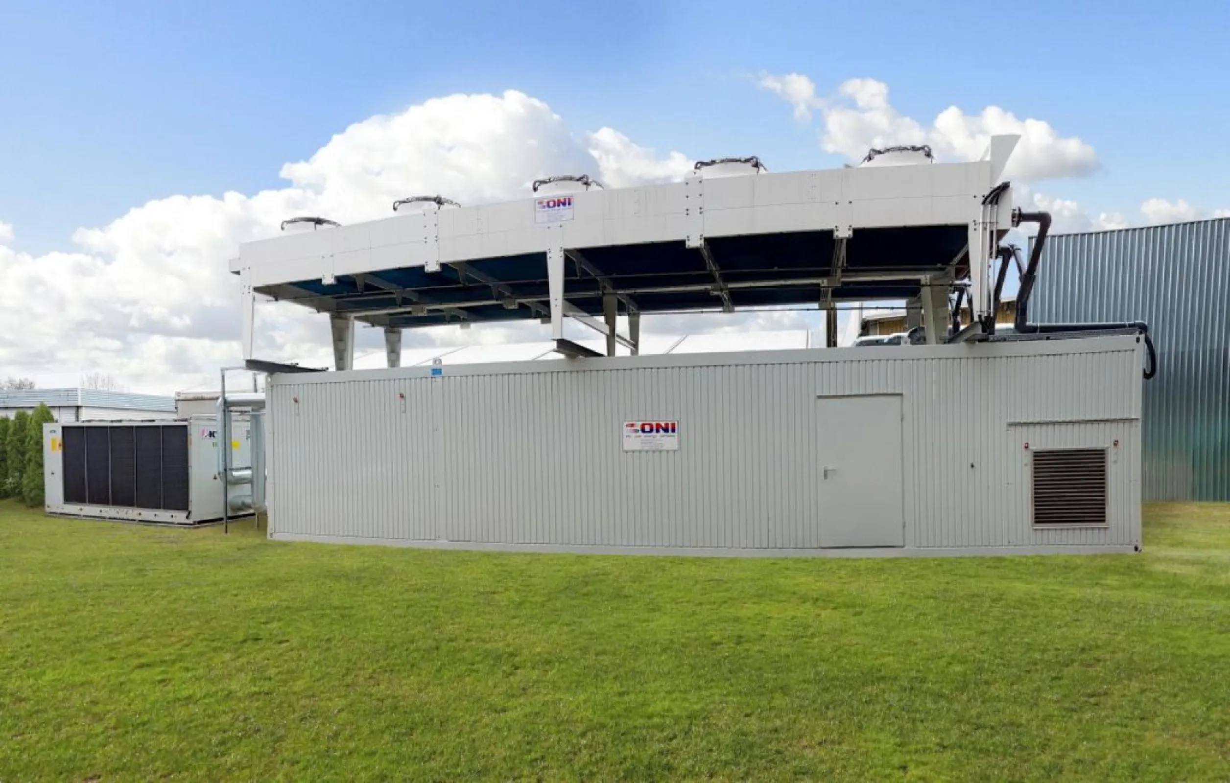 Containerized cooling system – compact, flexible, and quickly ready for use. Ideal for temporary or location-independent cooling requirements.