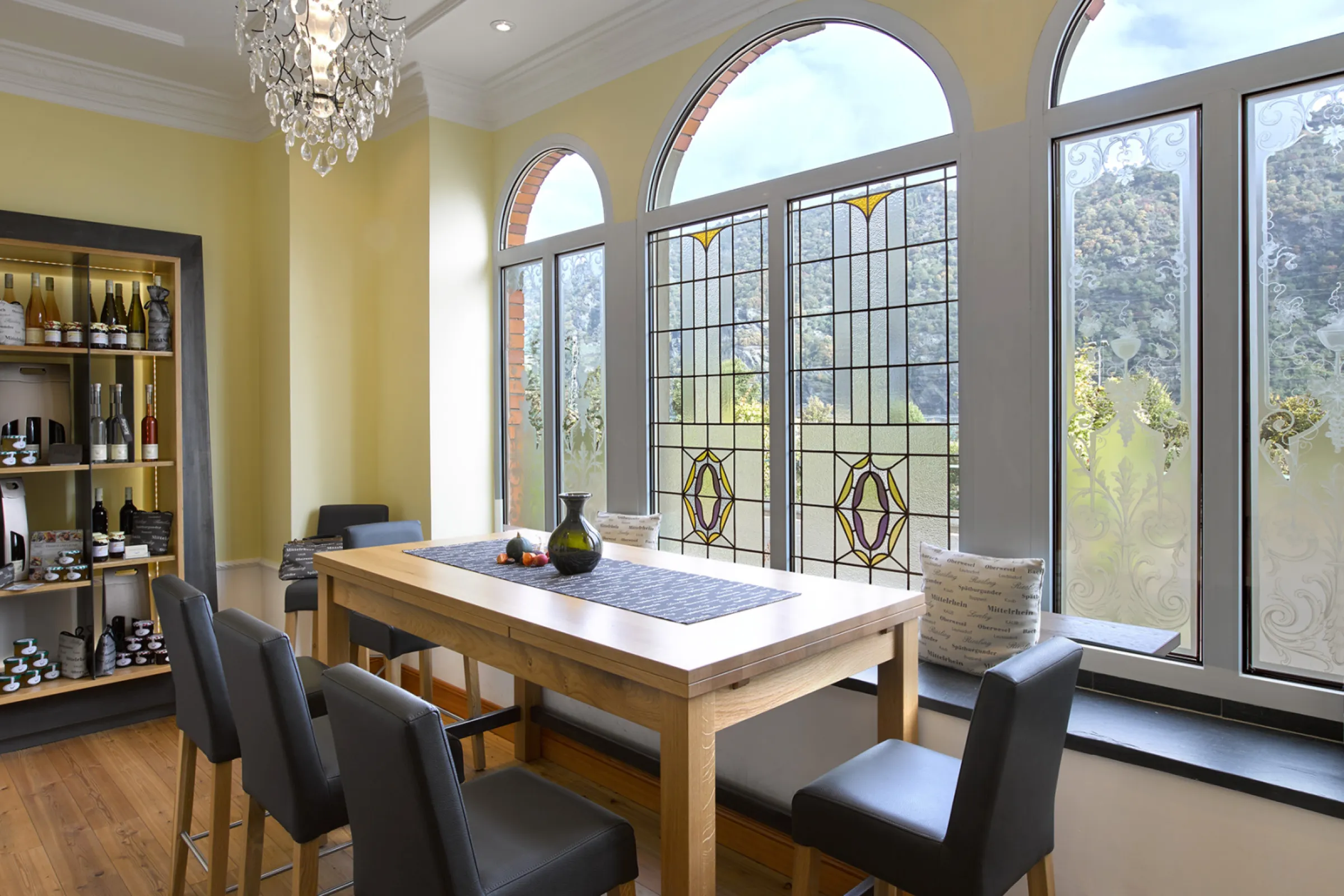 Vinothek at the Lanius-Knab winery