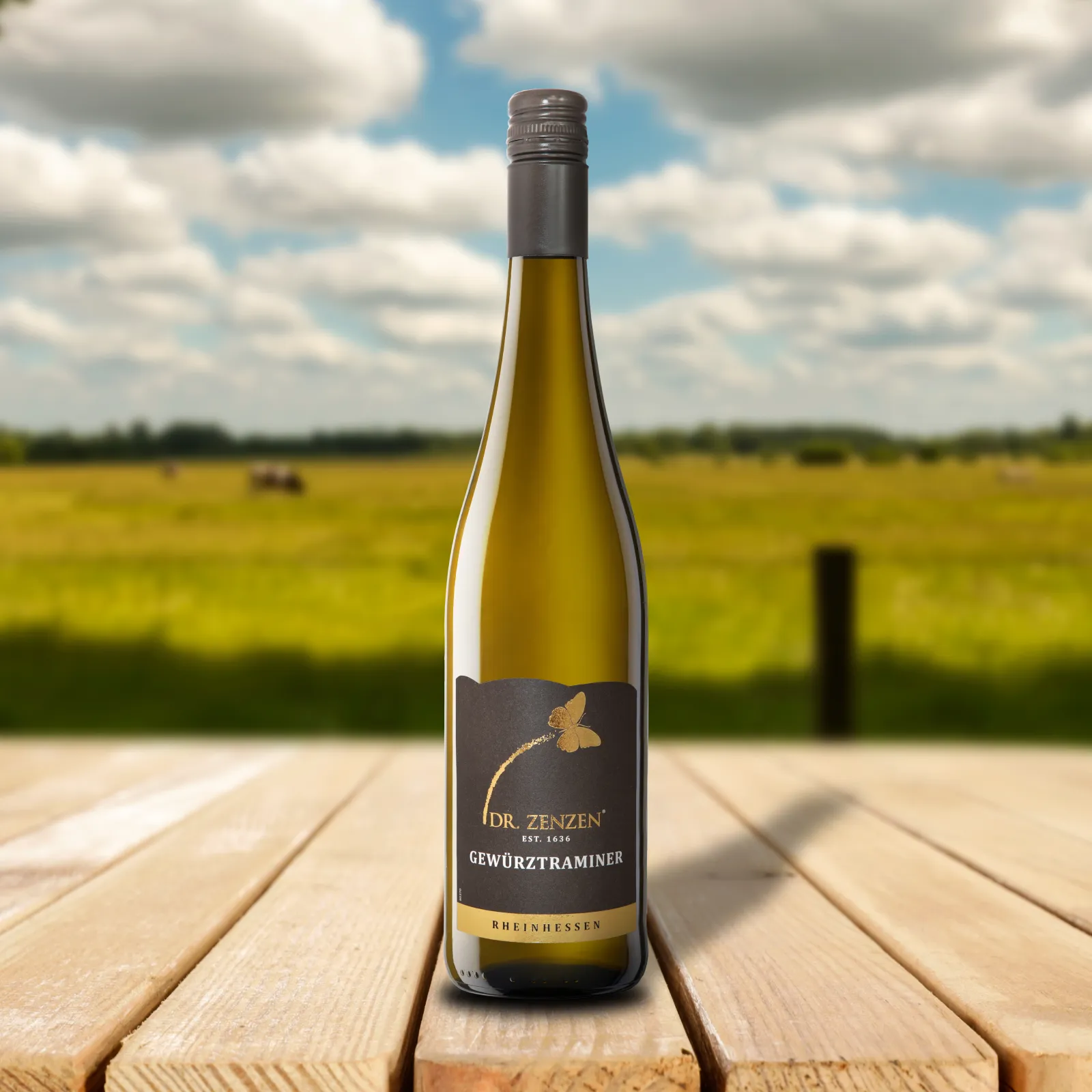 Dr. Zenzen® ELITE Gewürztraminer – This spicy, mild white wine from Rheinhessen is made from the Gewürztraminer grape variety. Lower yields result in wines that are rich in extract and expressive, ranging in color from golden yellow to honey-like.