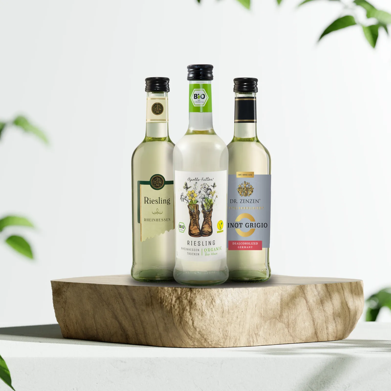 Our 0,25 liter selection – From the finest traditional wines to alcohol-free varieties and a fresh selection of vegan wines – everything is available in the smallest format too.