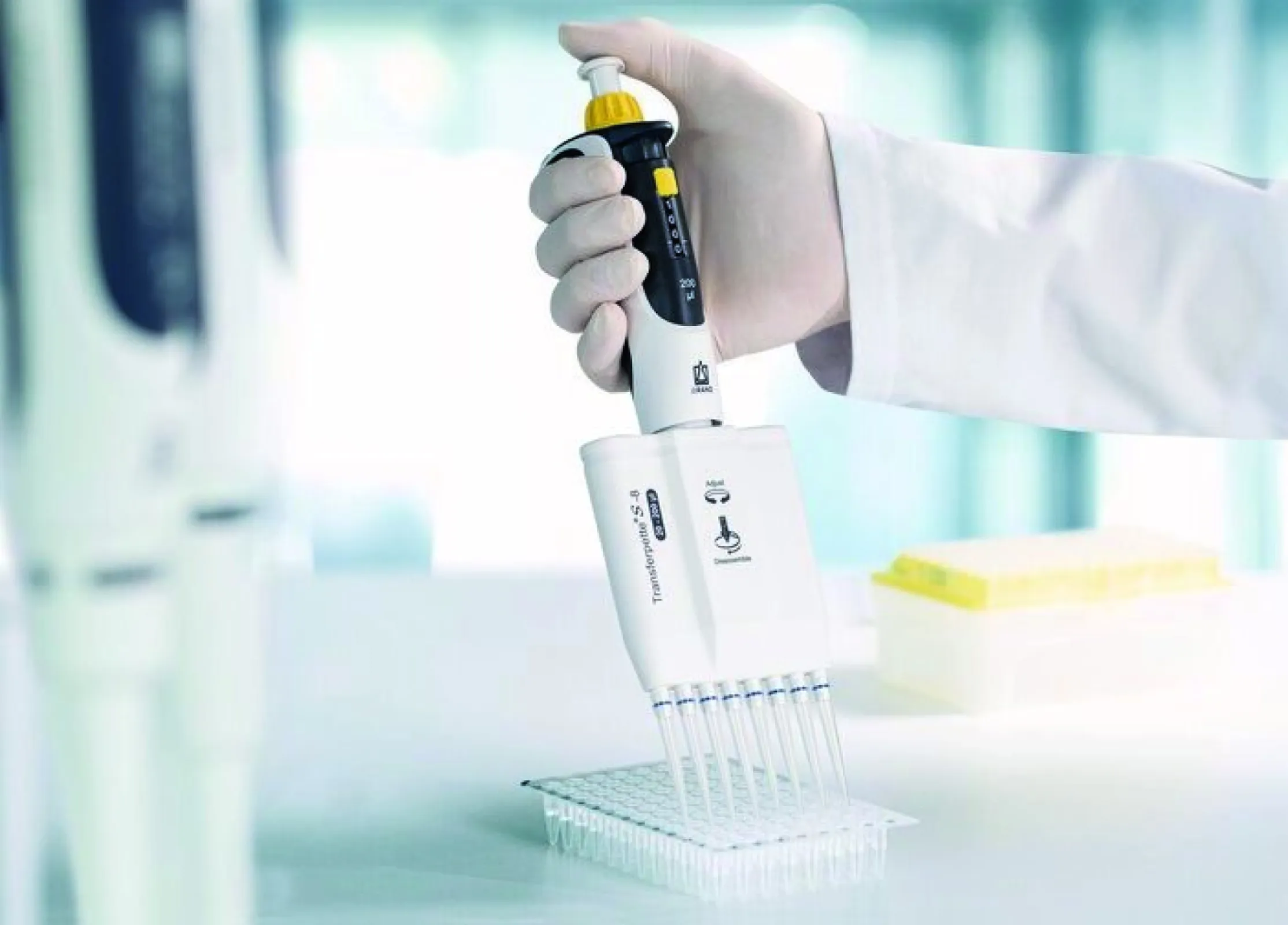 Transferpette® S 8-channel microliter pipette