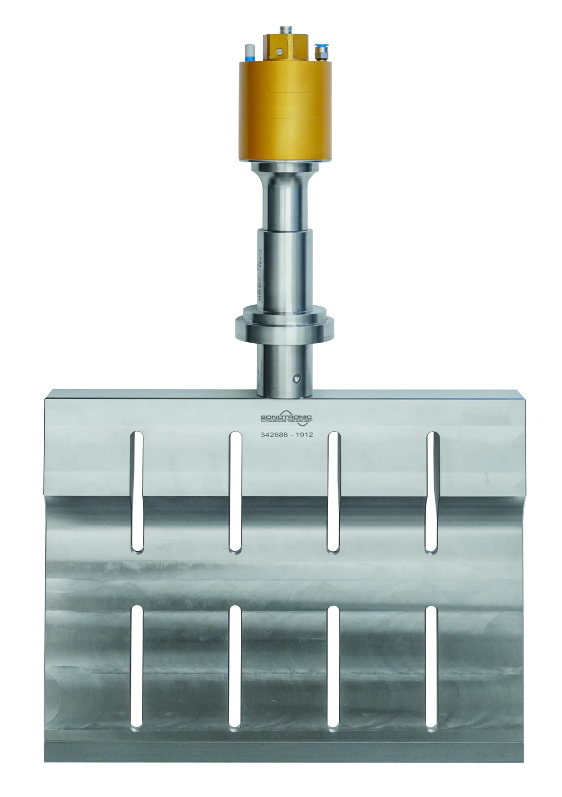 Balanced ultrasonic oscillating unit with converter, booster and sonotrode for integration into machine systems for the precise cutting of food