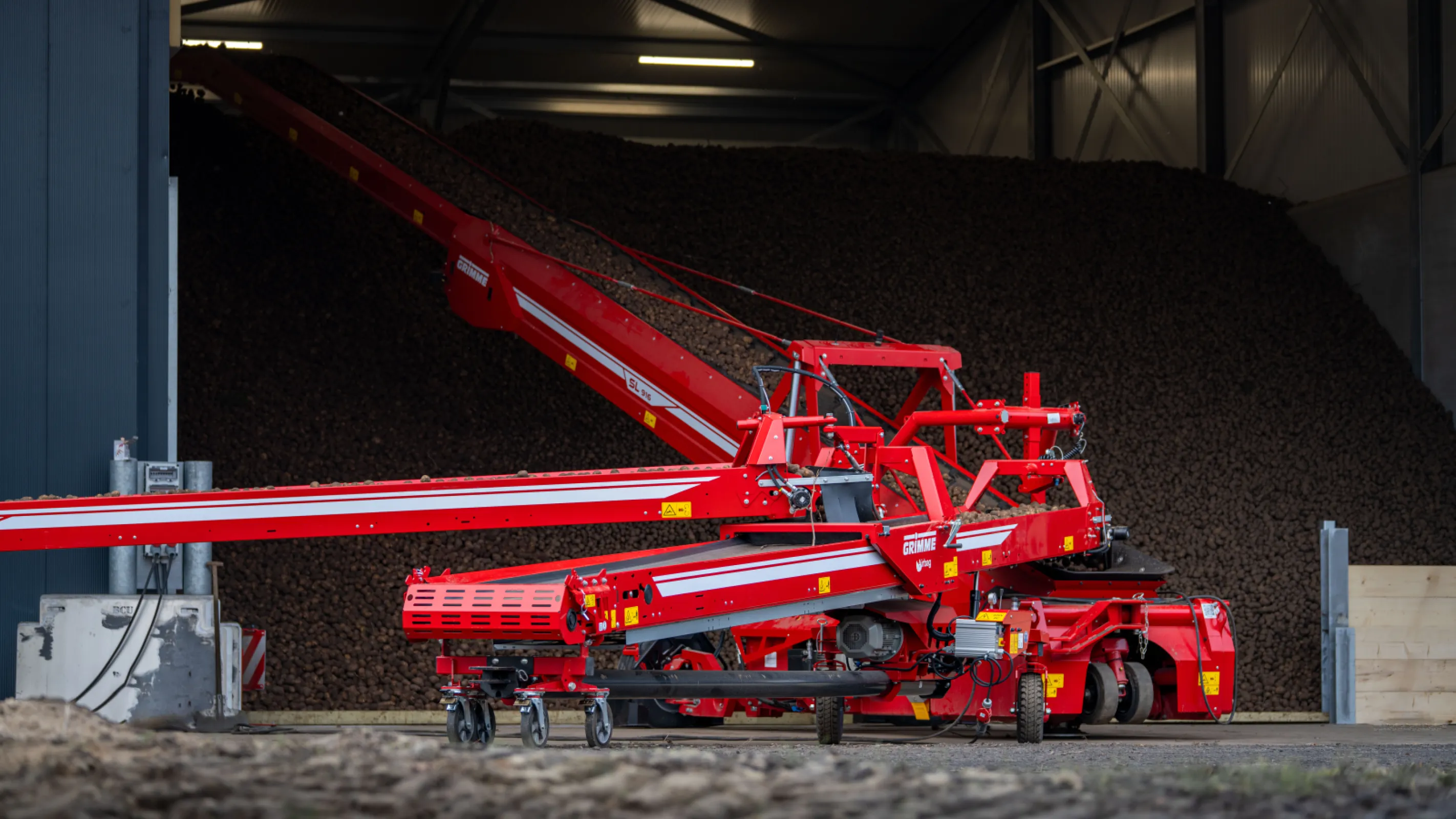 Store loader SL 919  with conveyor TC